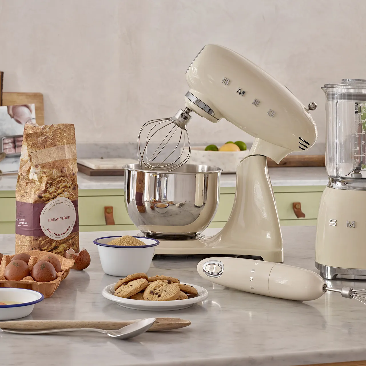 Smeg Stand Mixer Full Color Creme