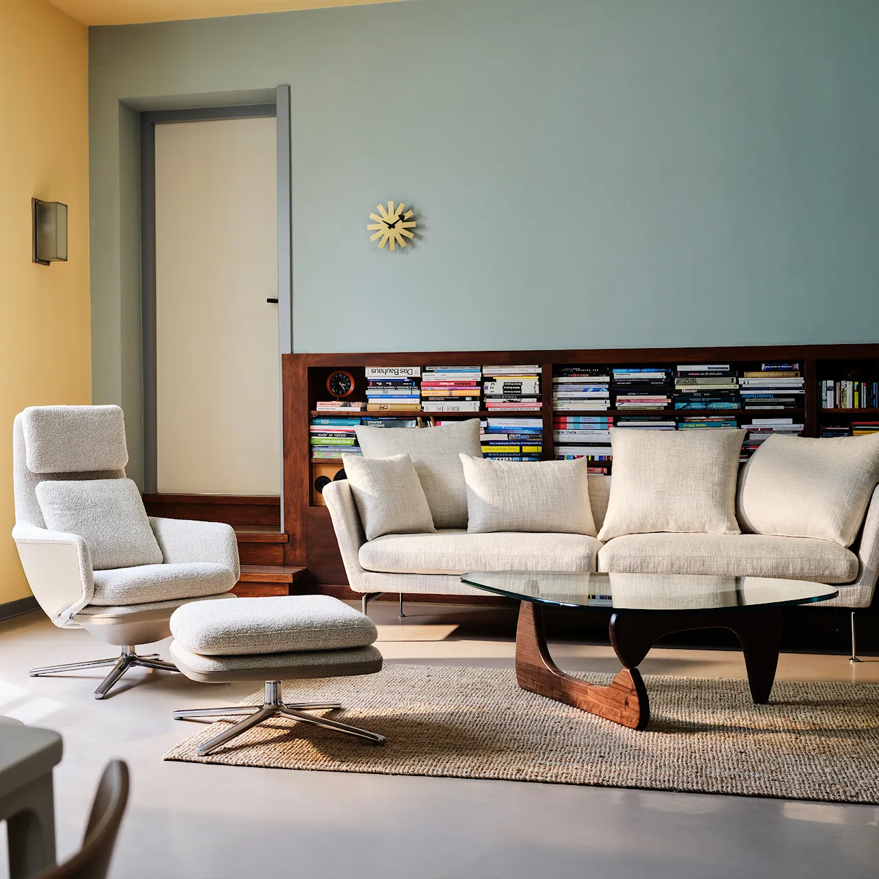 Noguchi Coffee Table, Valnöt