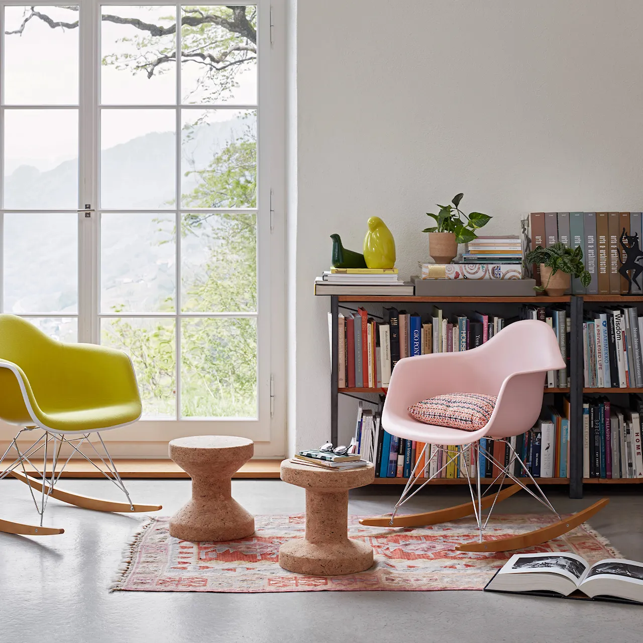 Eames Plastic Armchair RAR - 03 Poppy Red - Basic Dark Base - Golden Maple