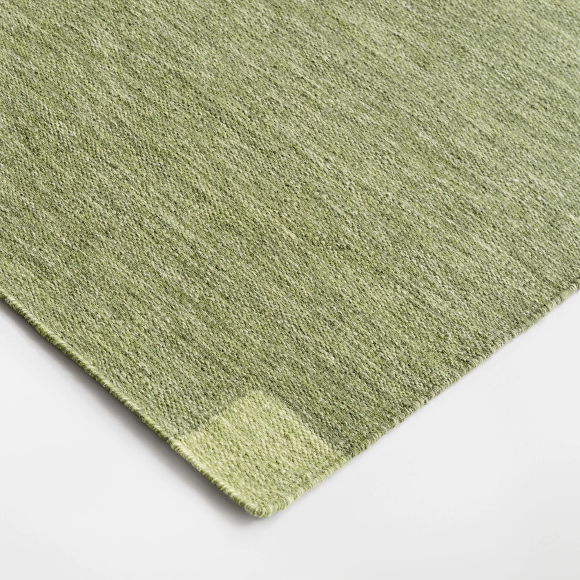 Tradition Solid Green ullteppe - 6