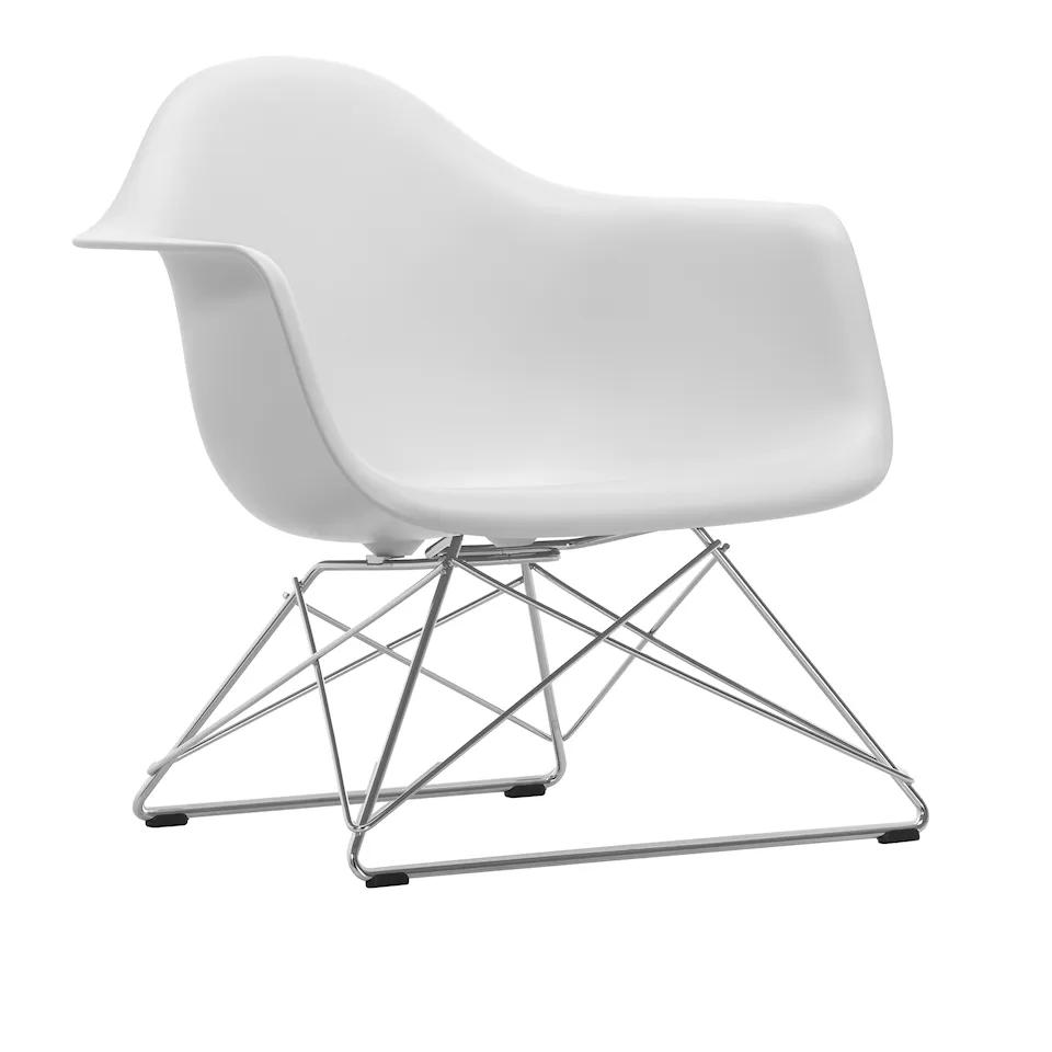 Eames RE Plastic Armchair LAR lenestol Chrome