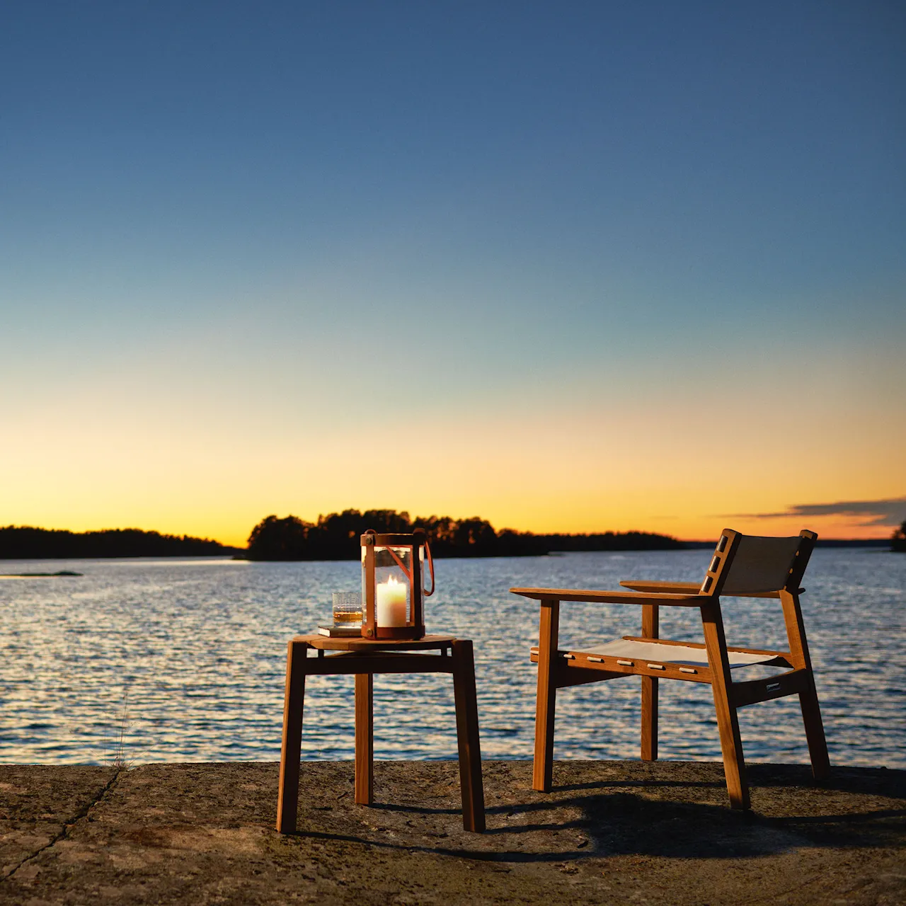 Djurö Loungebord