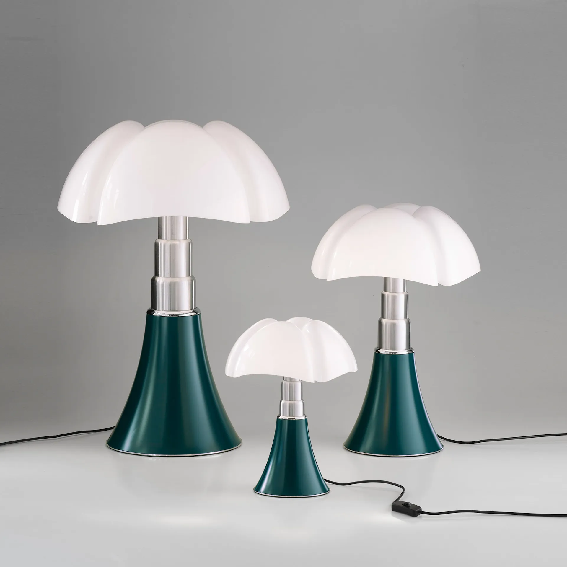 Pipistrello Table Lamp Agave Green - Ikke Dimbar - Martinelli Luce - Gae Aulenti - NO GA