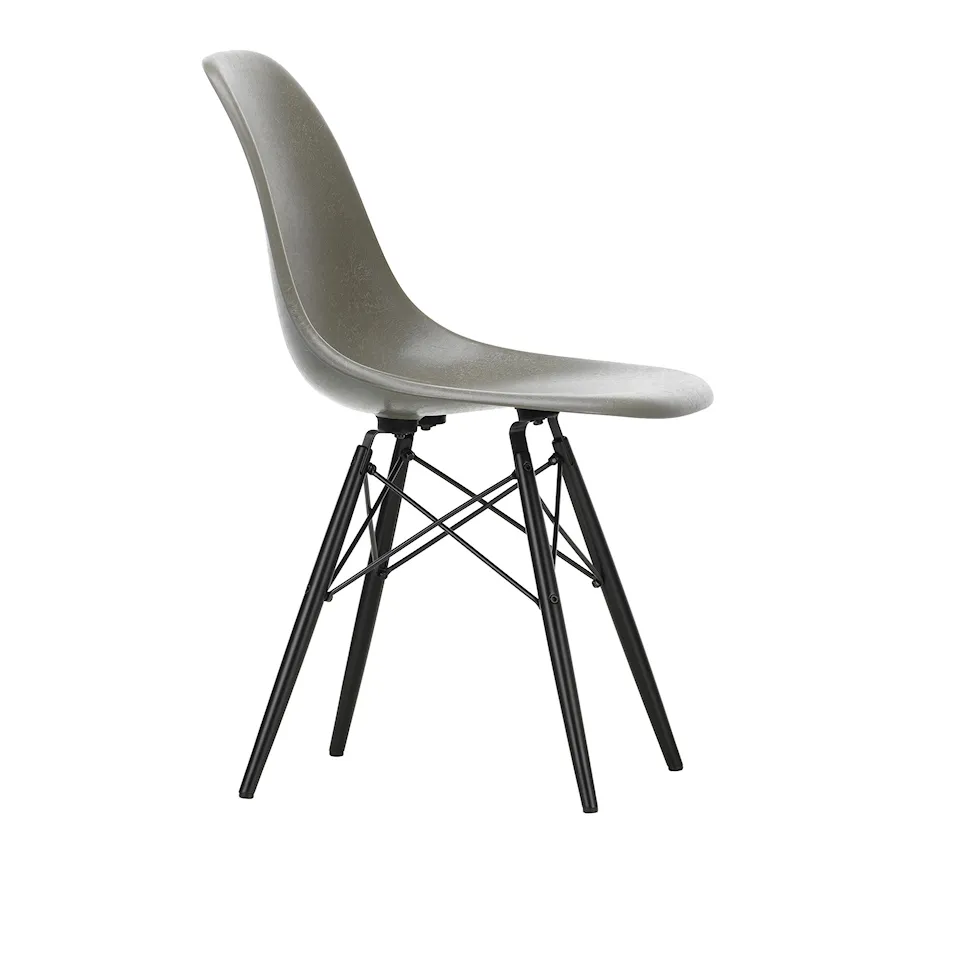 Eames Fiberglass Chair DSW stol