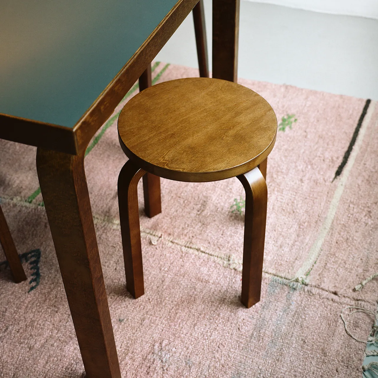 Stool E60 krakk