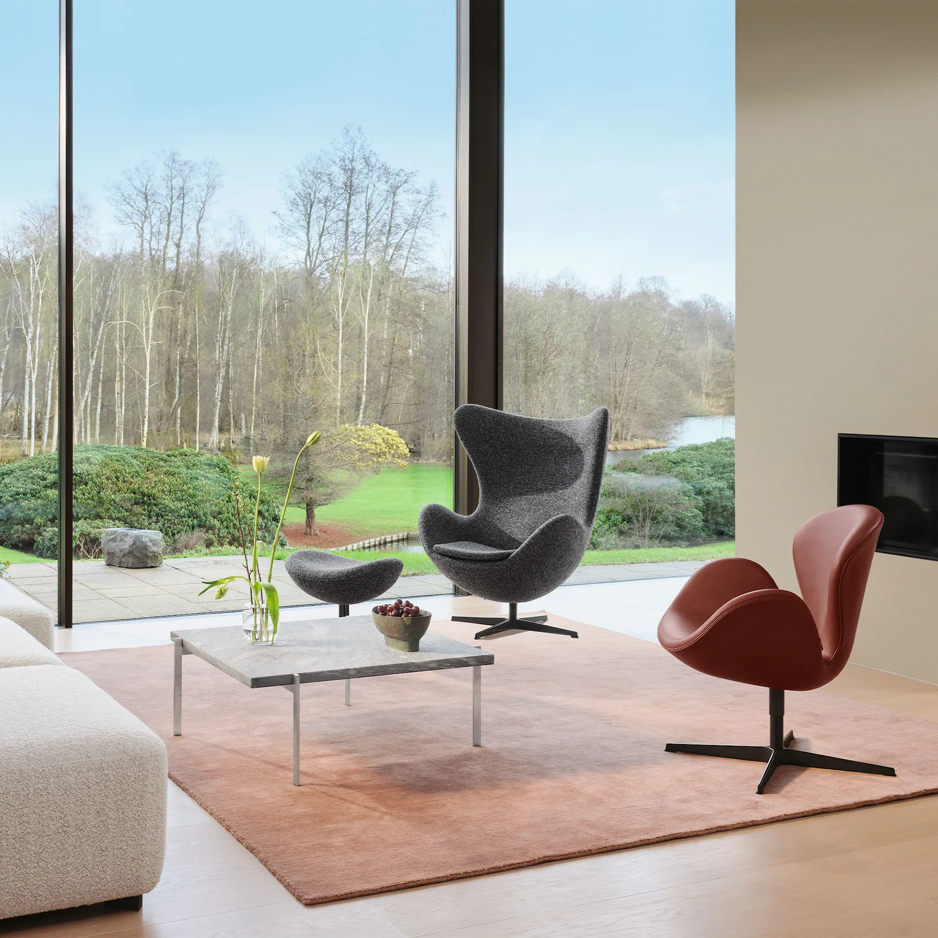 3127 Egget Fotpall Anniversary Collection - Fritz Hansen - Arne Jacobsen - NO GA