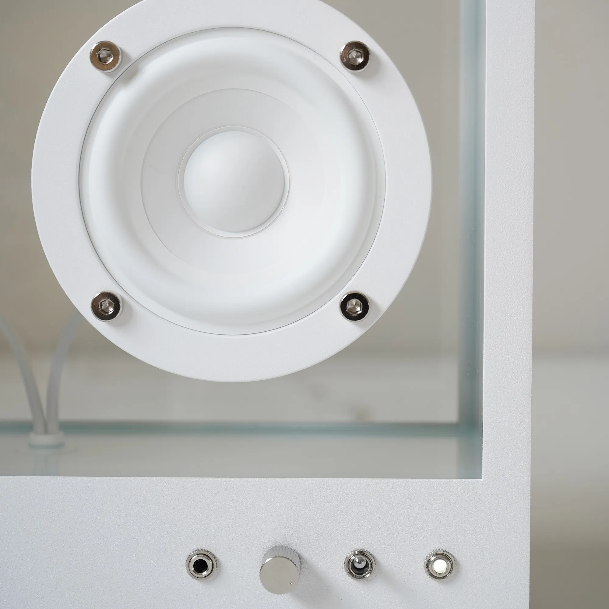 Small Transparent Speaker - 18