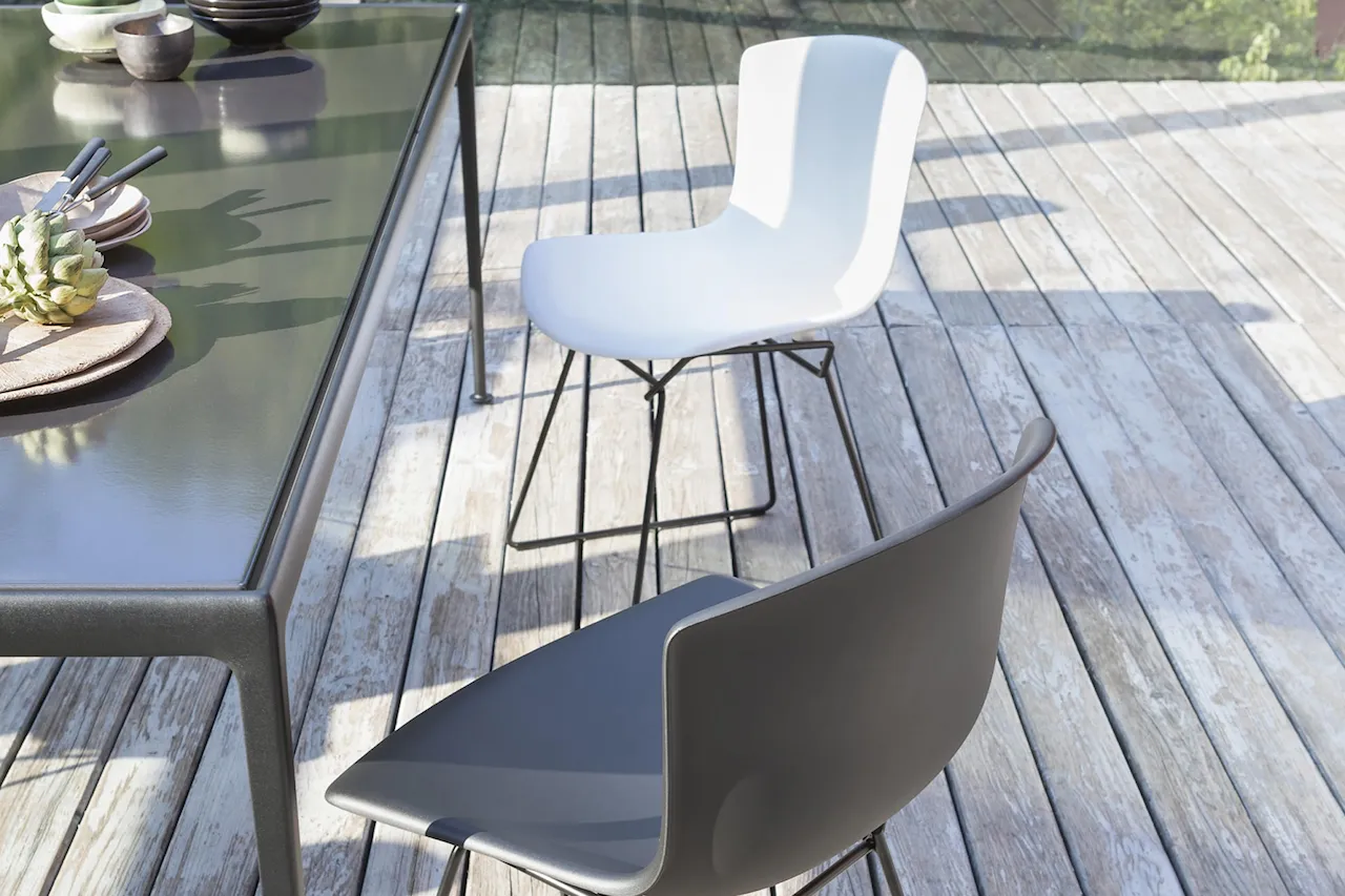 Bertoia Plastic Side Chair Outdoor