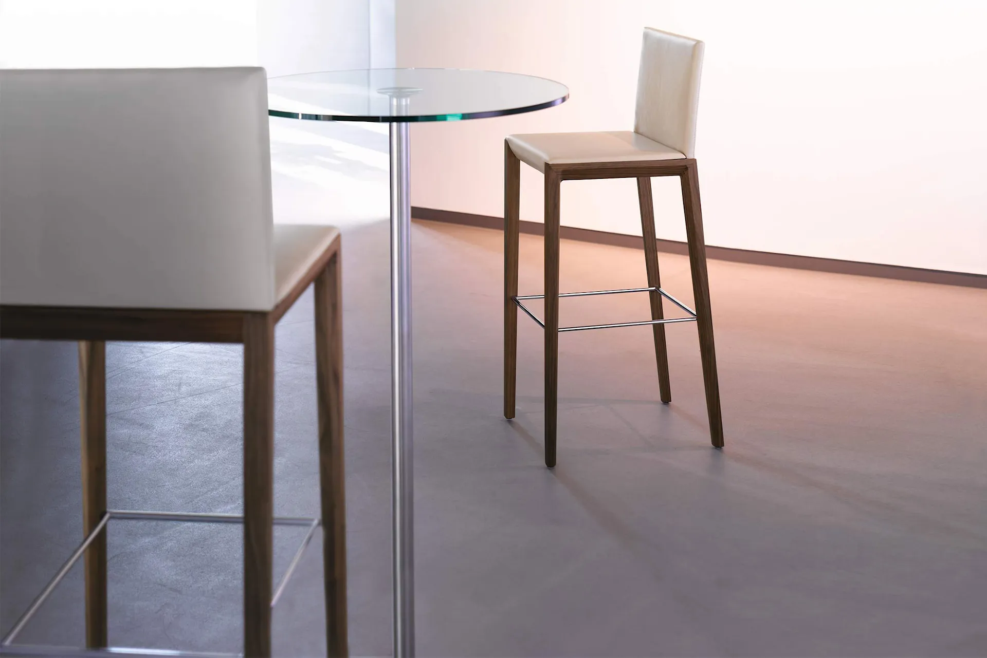 Andoo Barstool - Walter Knoll - NO GA