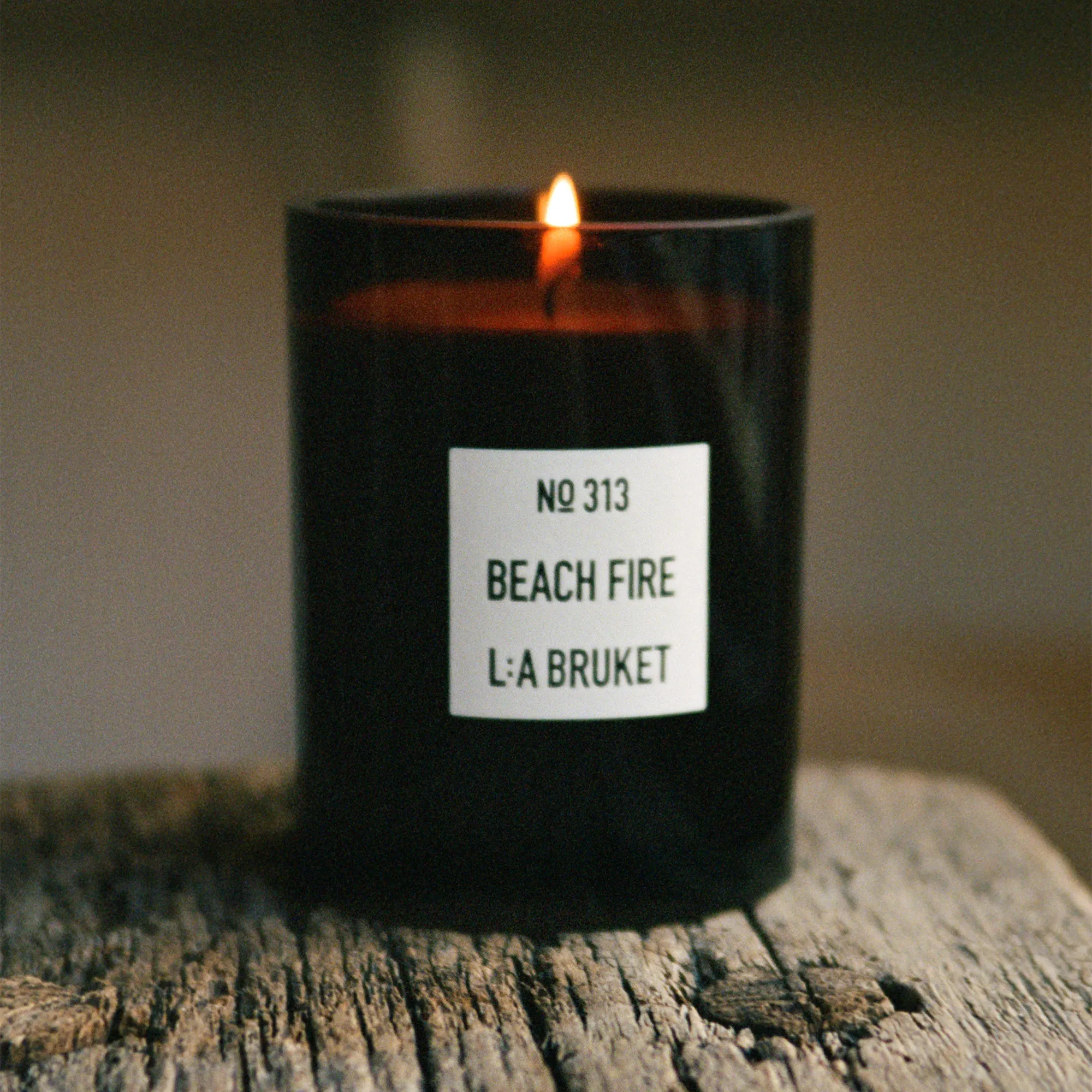 315 Beach Fire duftlys 260 g - 2