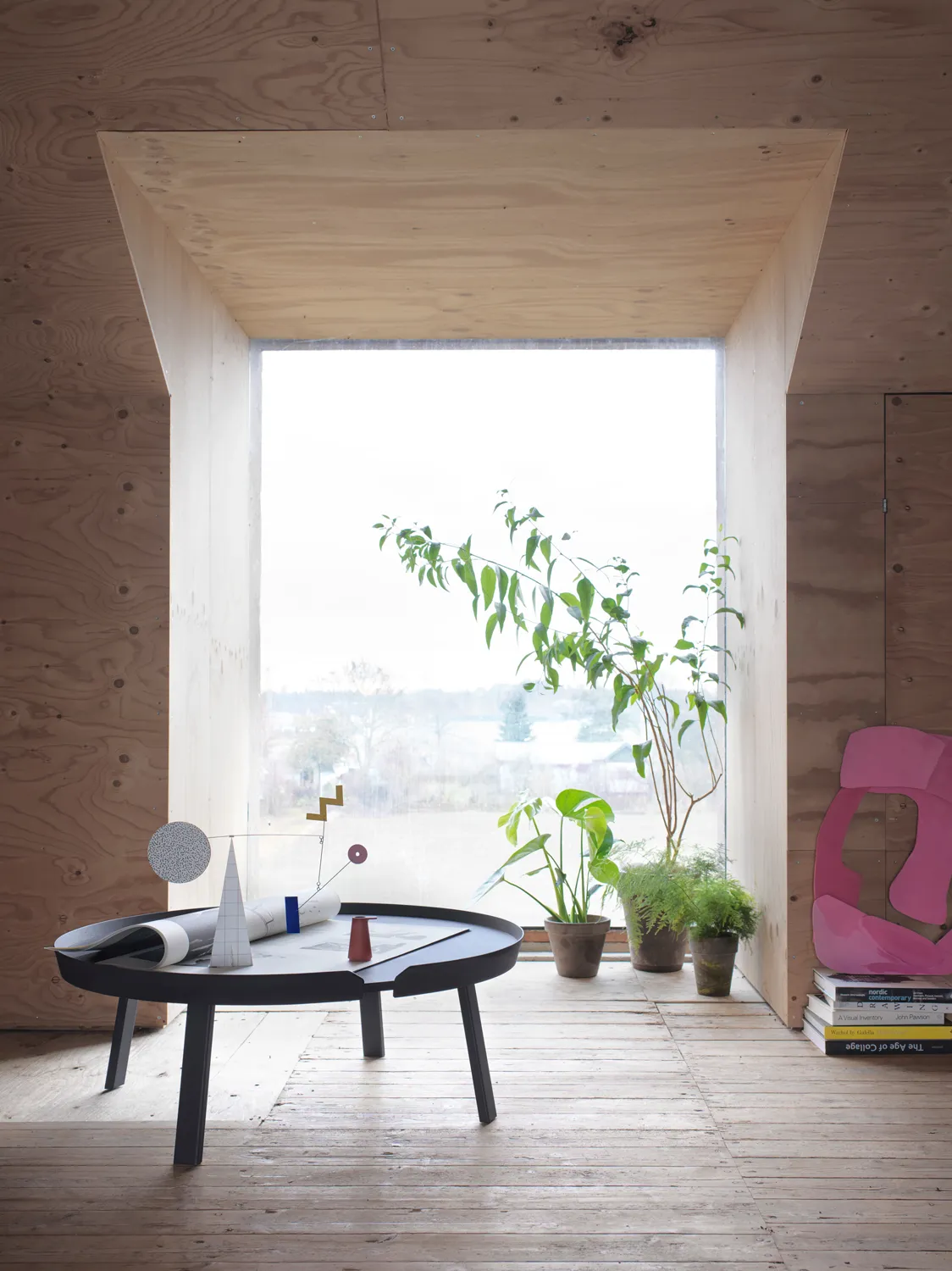 Around Coffee Table - XL - 4