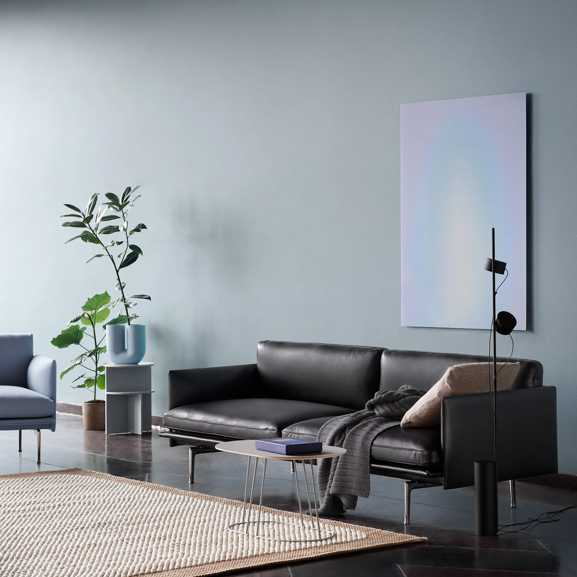 Outline 3-Seater / Black Base - 7