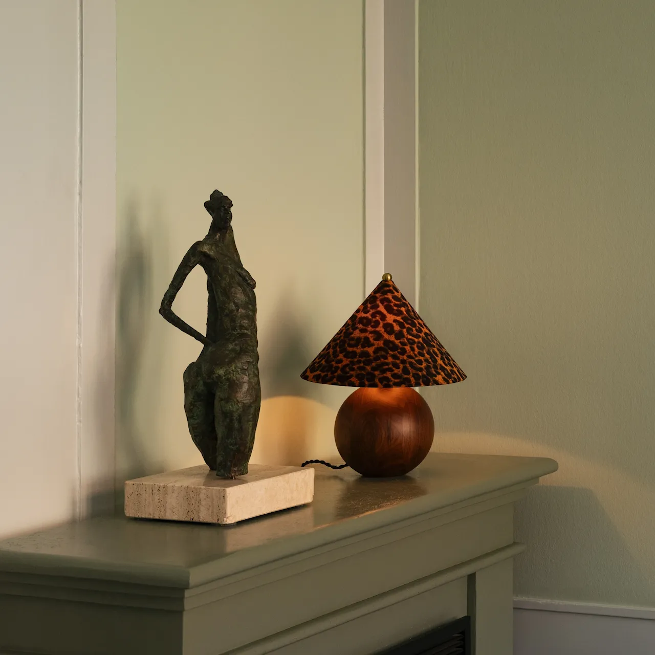 Sphere bordlampe
