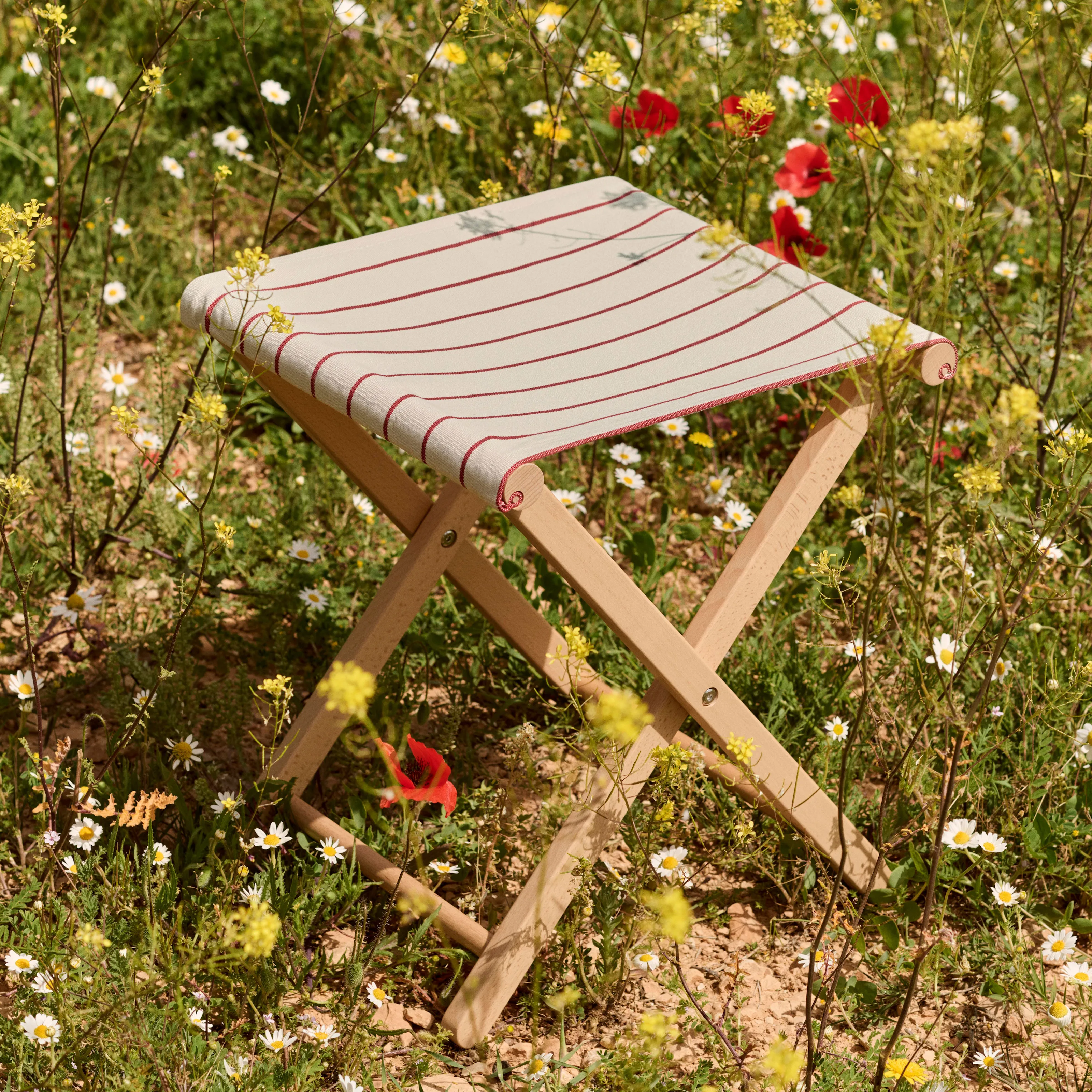 Outdoor Market Folding Stool - 2