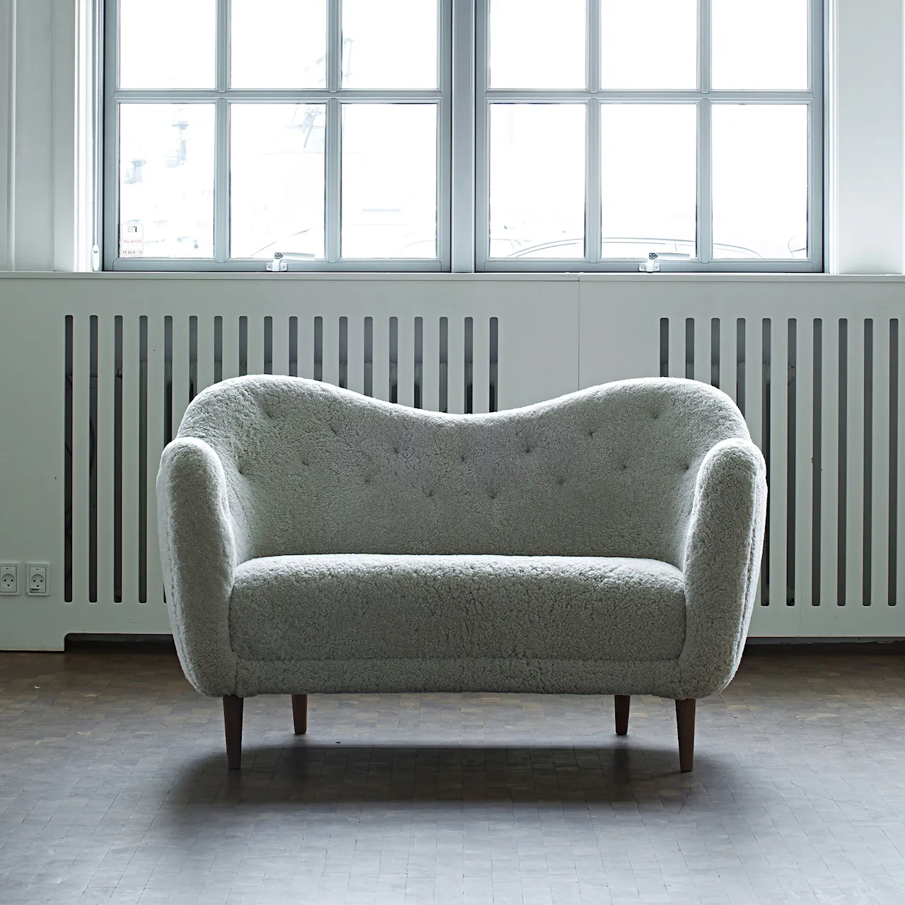 46 sofa Dark oiled oak