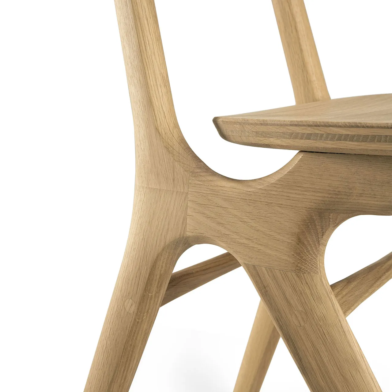 Oak Eye Dining Chair