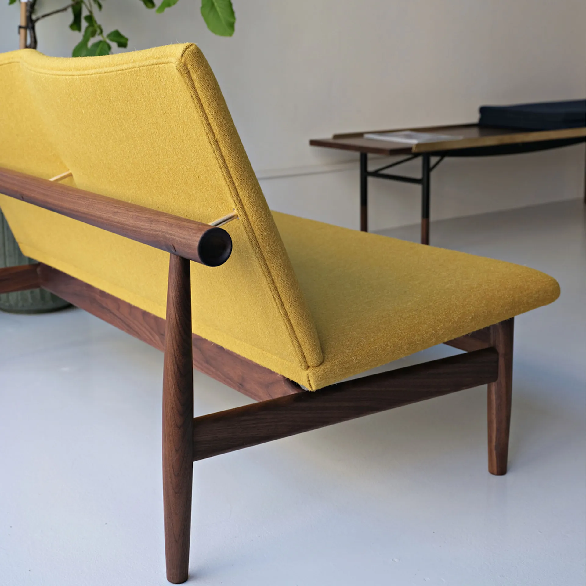 Japan sofa 2-seter Walnut - House of Finn Juhl - Finn Juhl - NO GA