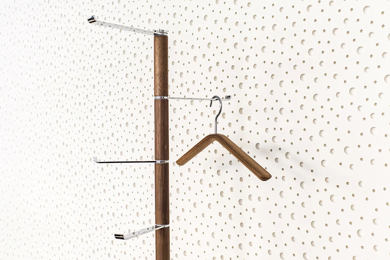 Pivot Coat Stand