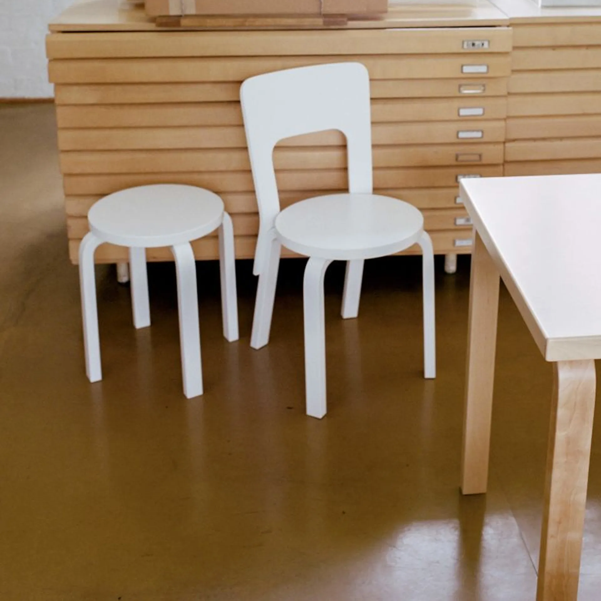 Pall E60 Honningbeis - Artek - Alvar Aalto - NO GA