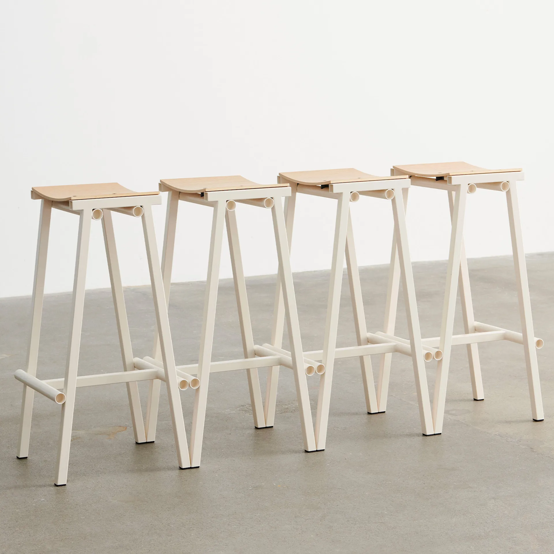 Taburete 8 Bar Stool High - HAY - NO GA