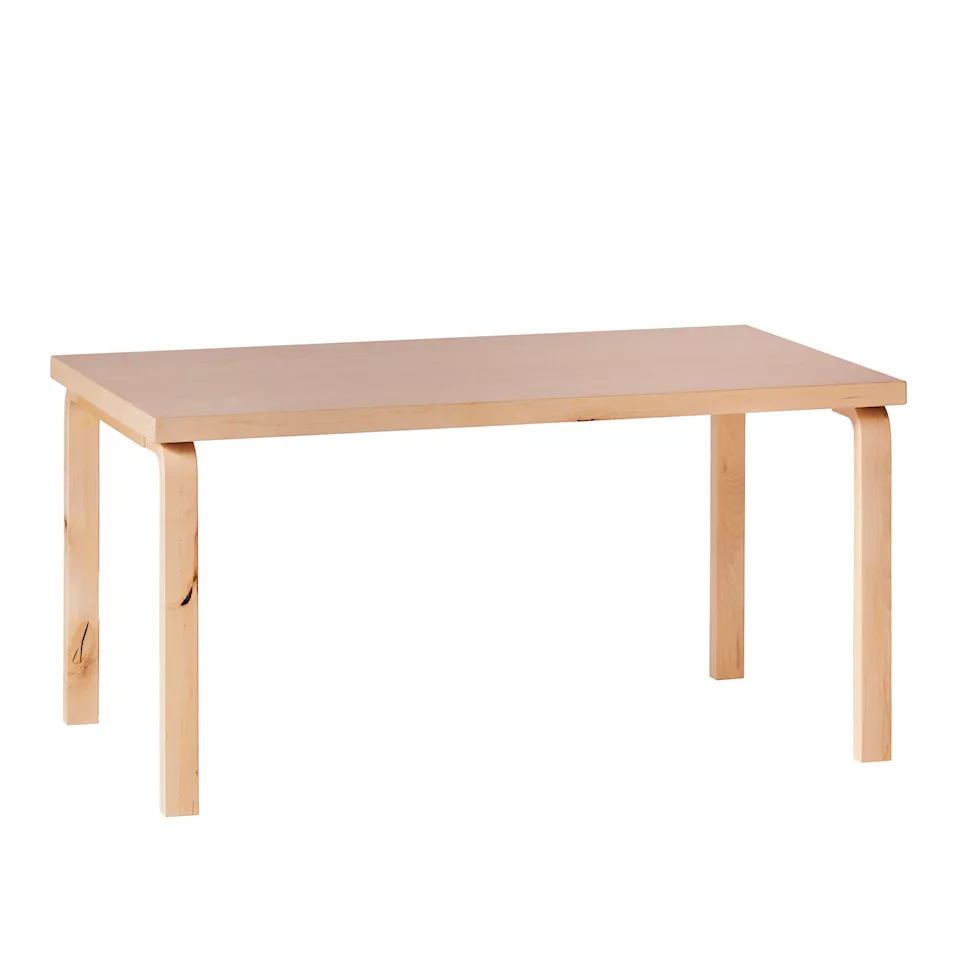 Spesialutgave av Aalto Table 82A Wild Birch, signert Formafantasma