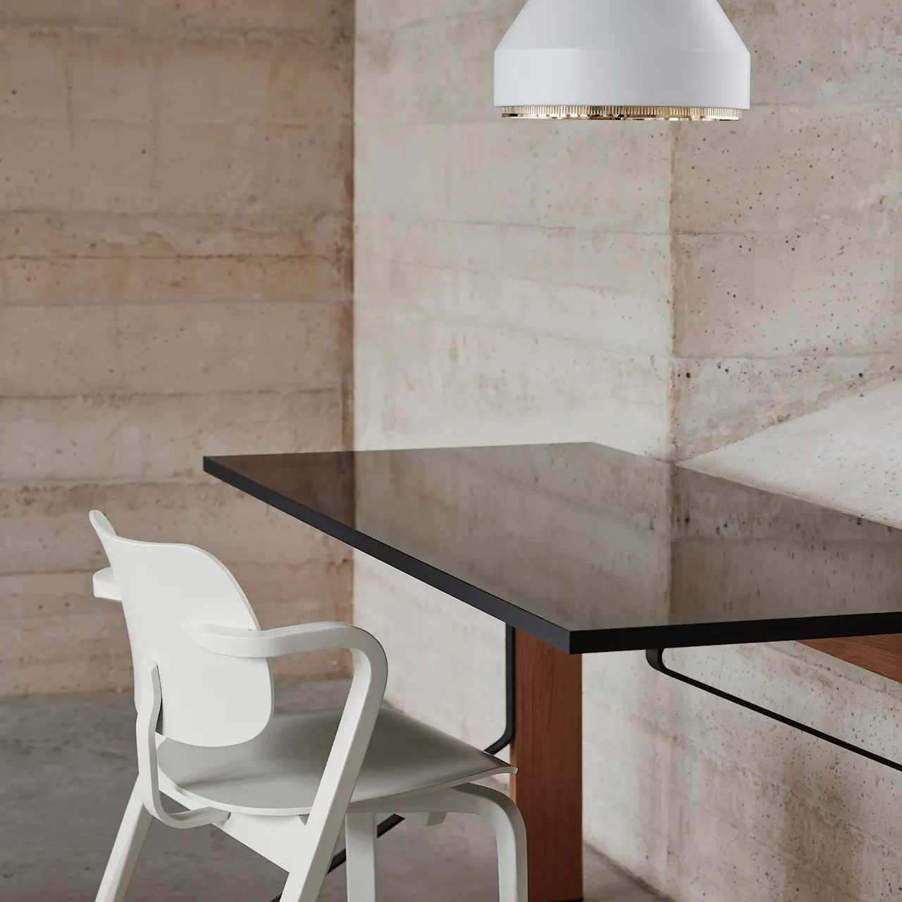 Kaari REB005 skrivebord