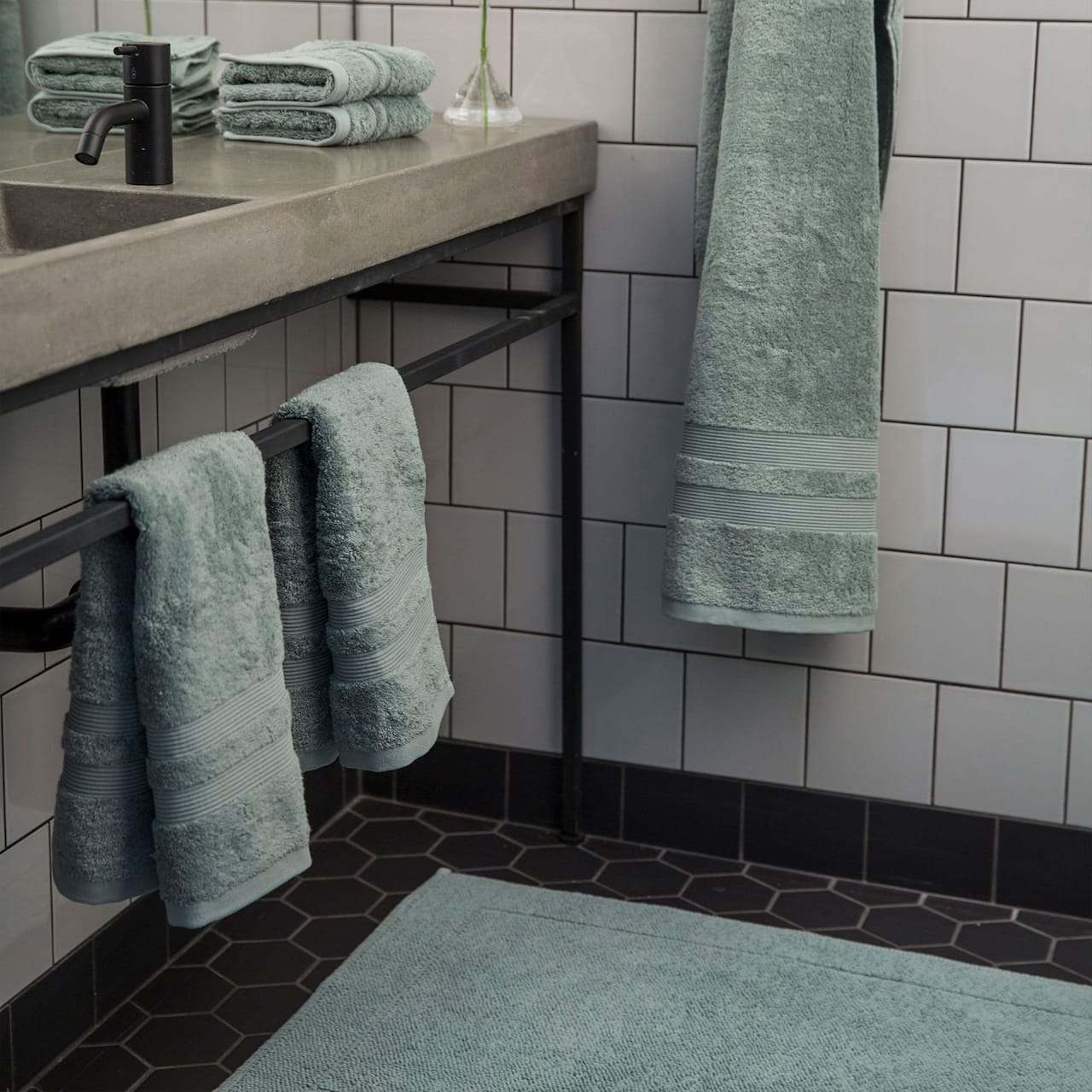 Fontana Towel Organic Grey Green