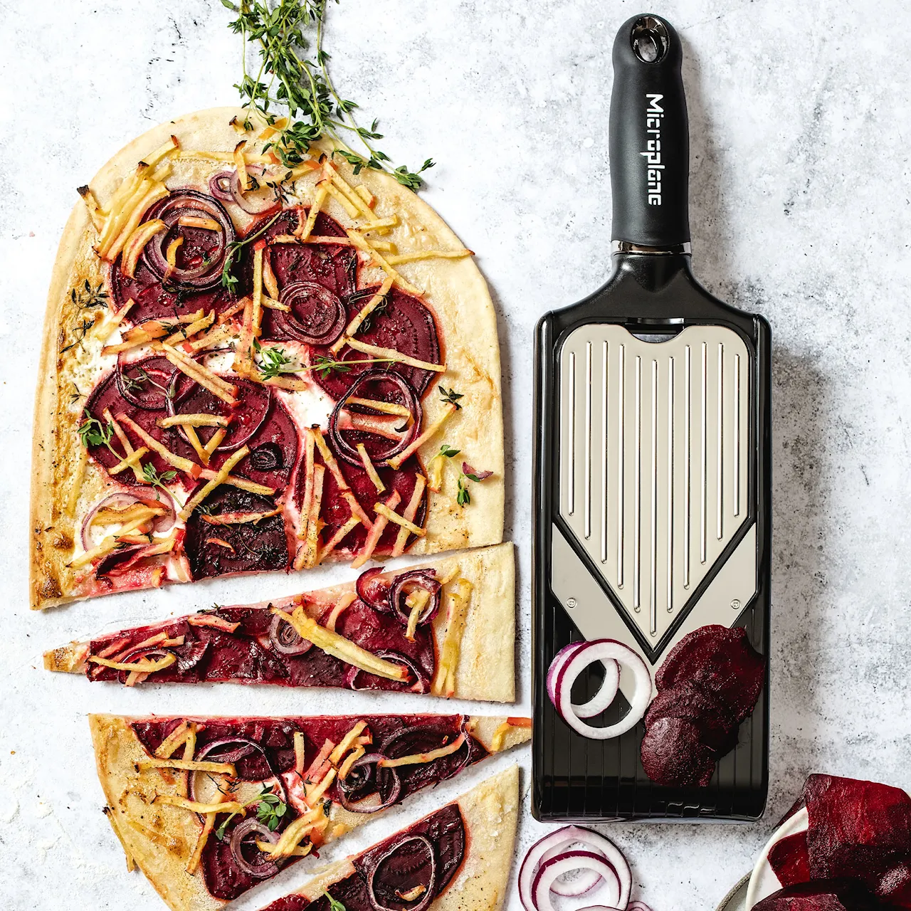 Justerbar V-blad mandolin julienne