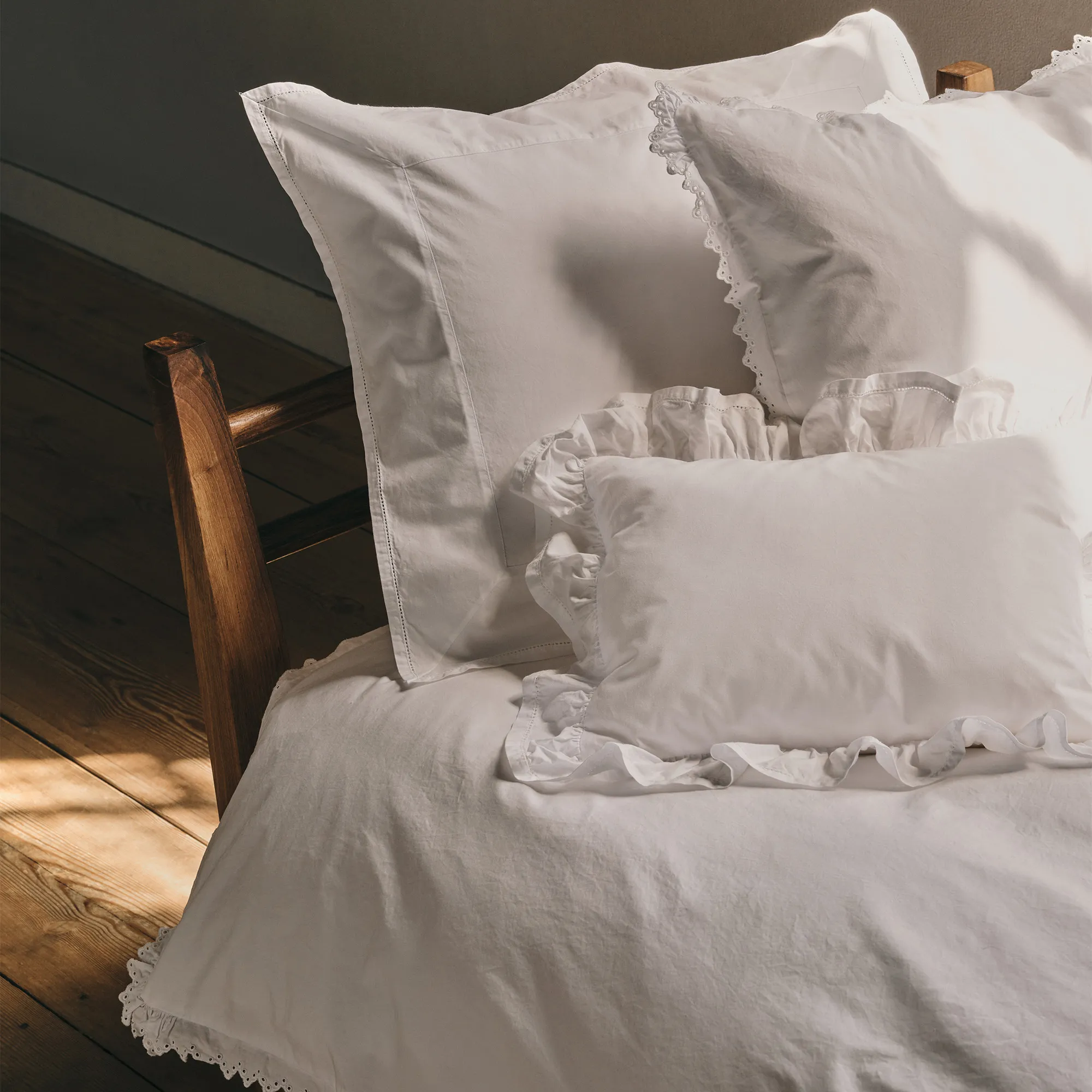 Broderie Anglaise Odette Broken White putetrekk - 3