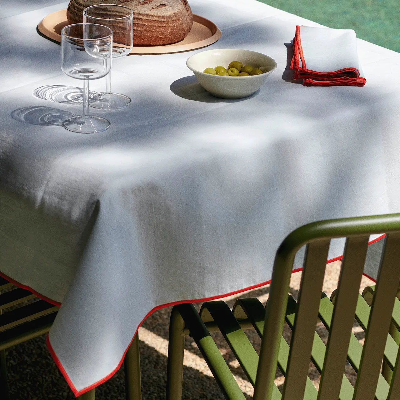 Outline Tablecloth 250 x 140 cm