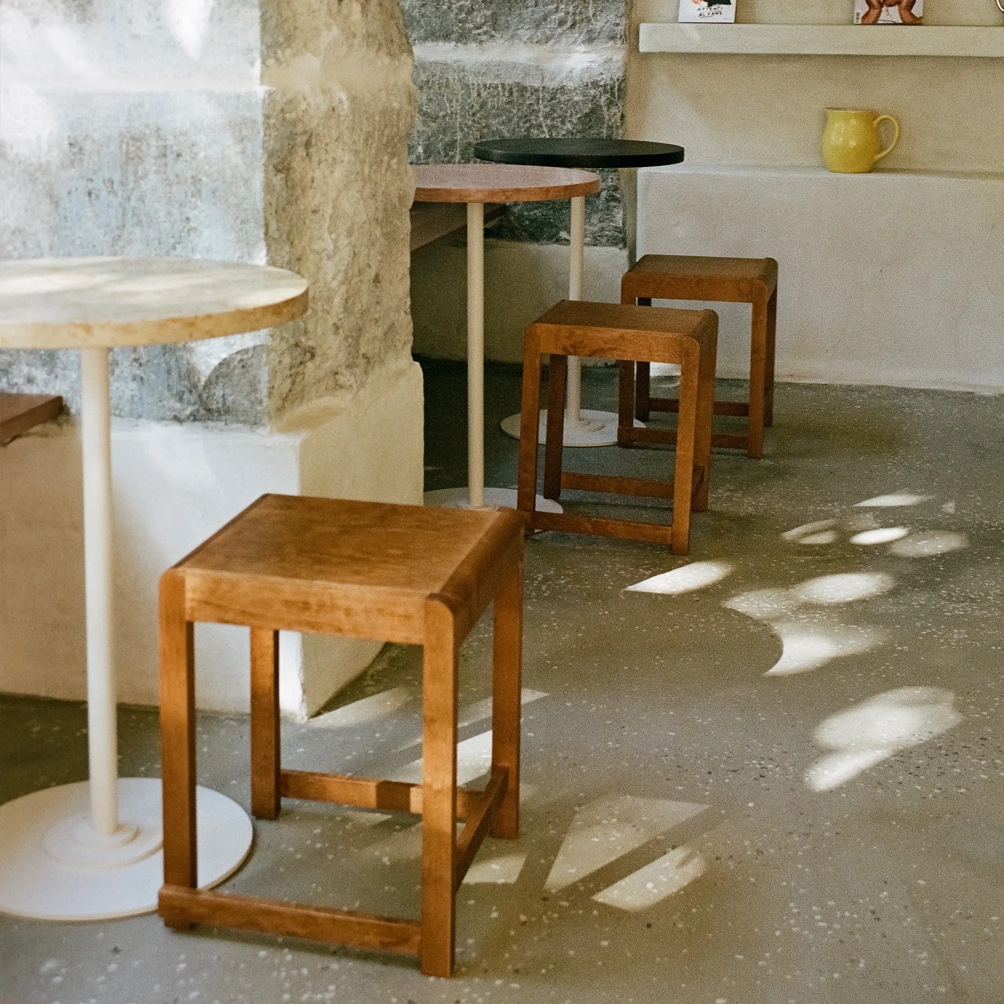 Low Stool 01 krakk - 7