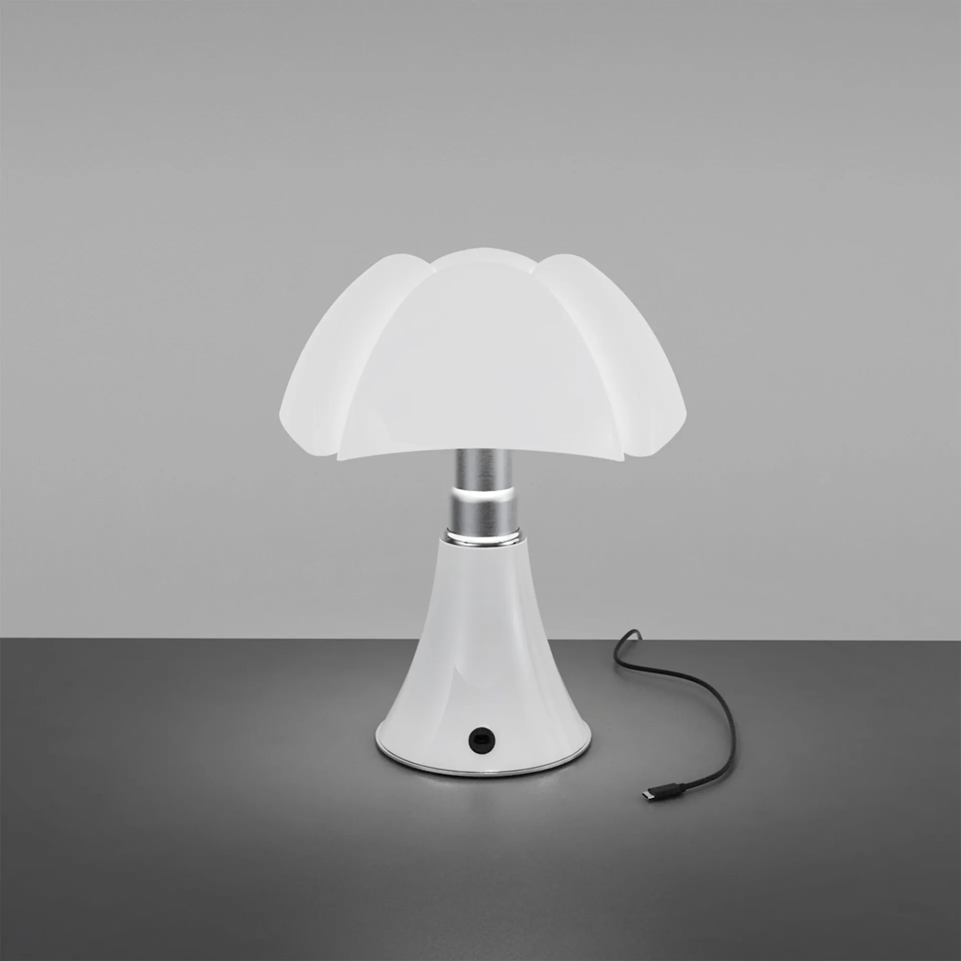 Minipipistrello Cordless Table Lamp - Martinelli Luce - Gae Aulenti - NO GA