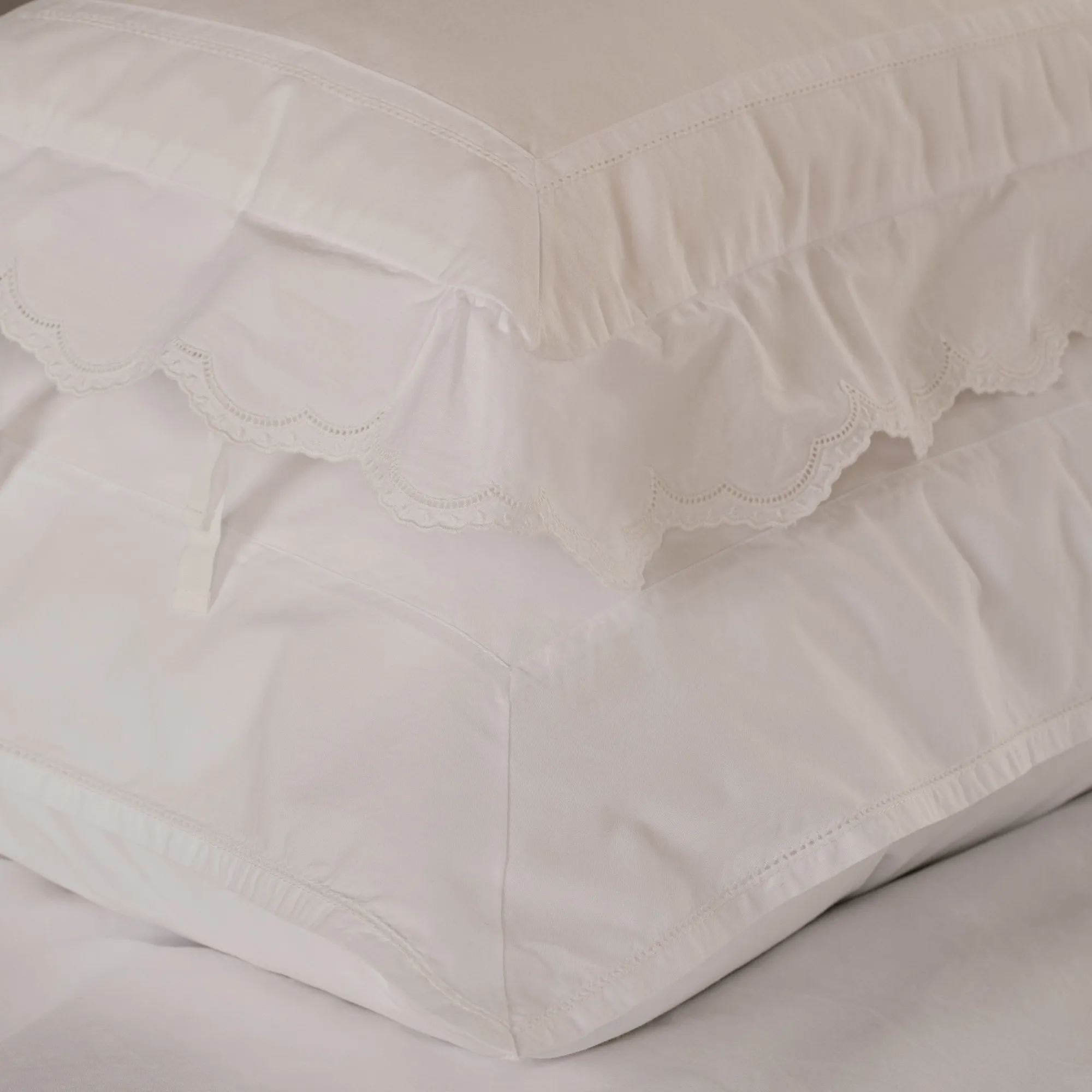 Broderie Anglaise Odette Broken White putetrekk - 9