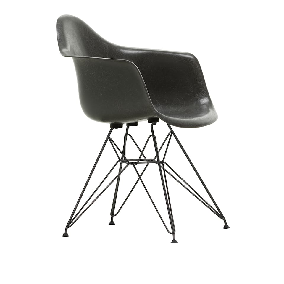 Eames Fiberglass Chair - DAR