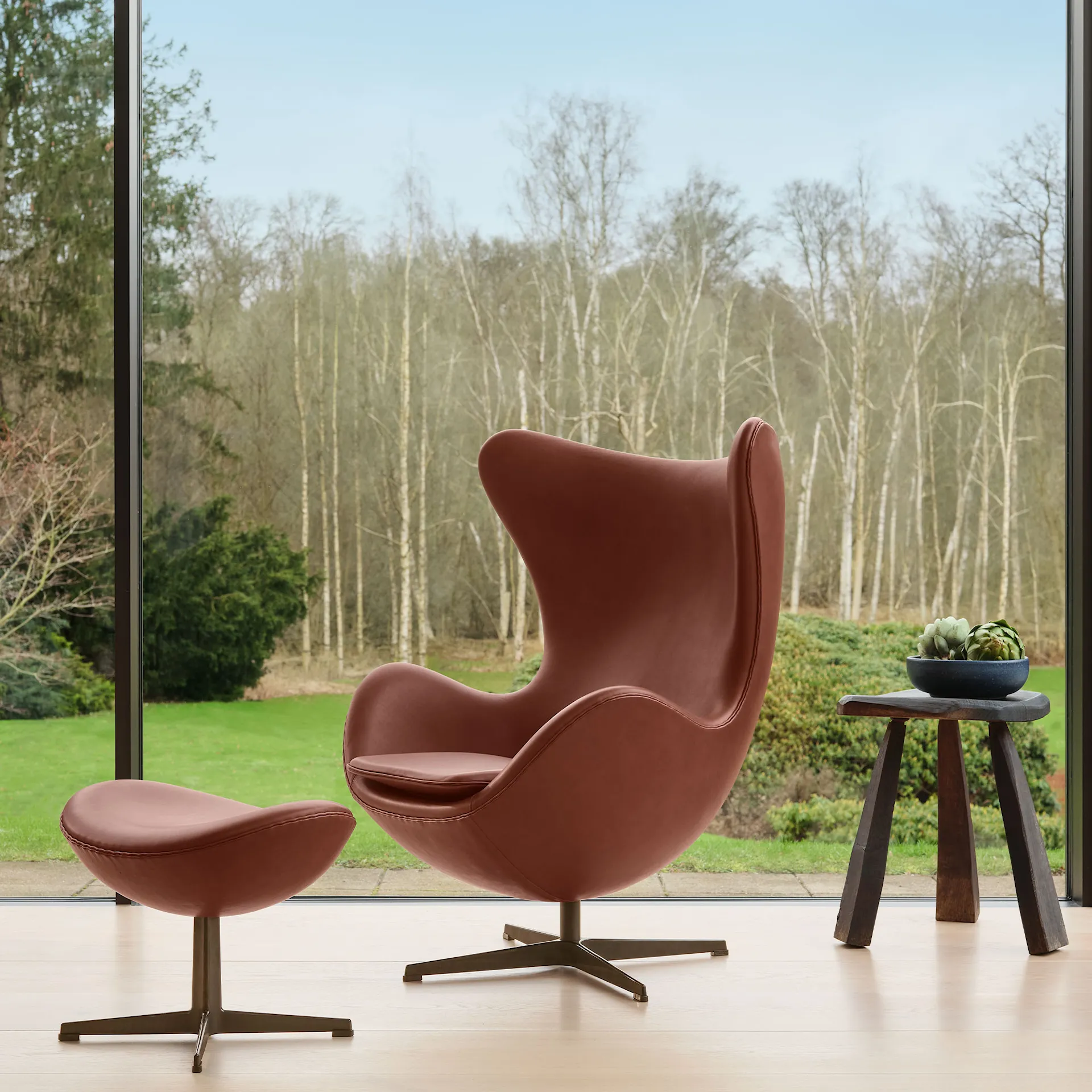 3127 Egget Fotpall Anniversary Collection - Fritz Hansen - Arne Jacobsen - NO GA