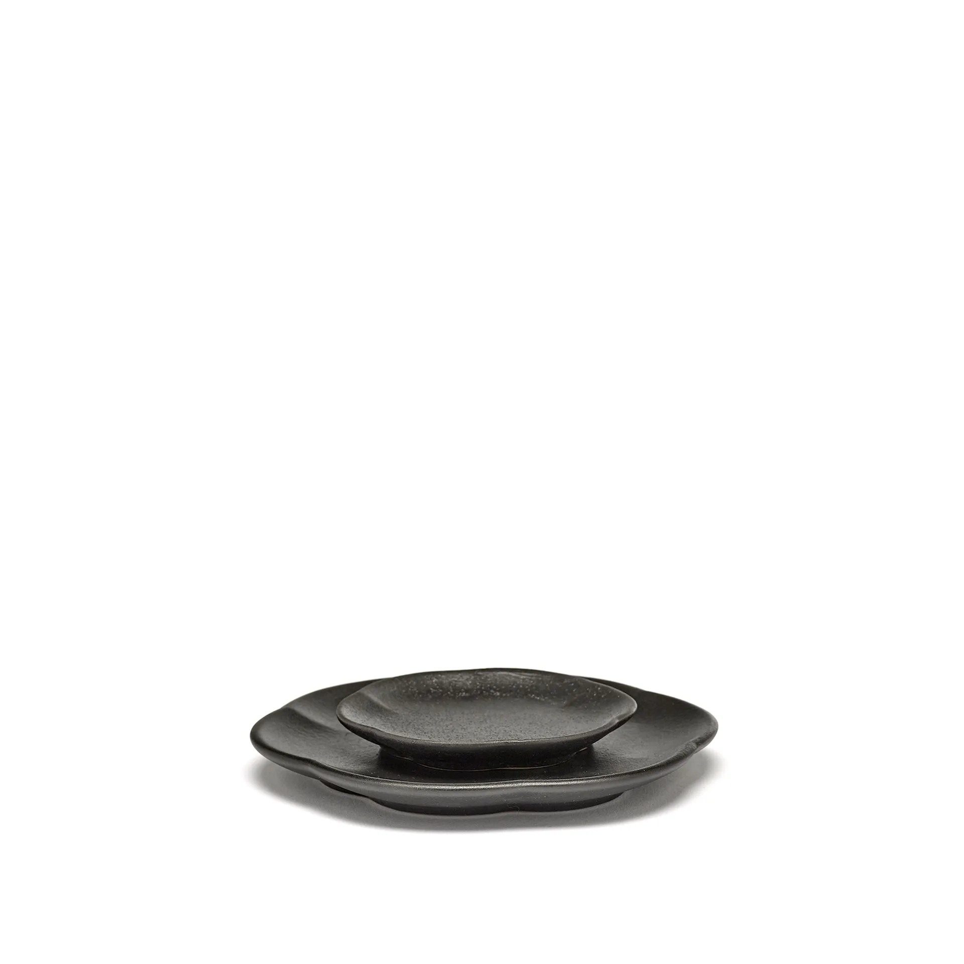 Inku Ribbed Plate - Black - Serax - NO GA