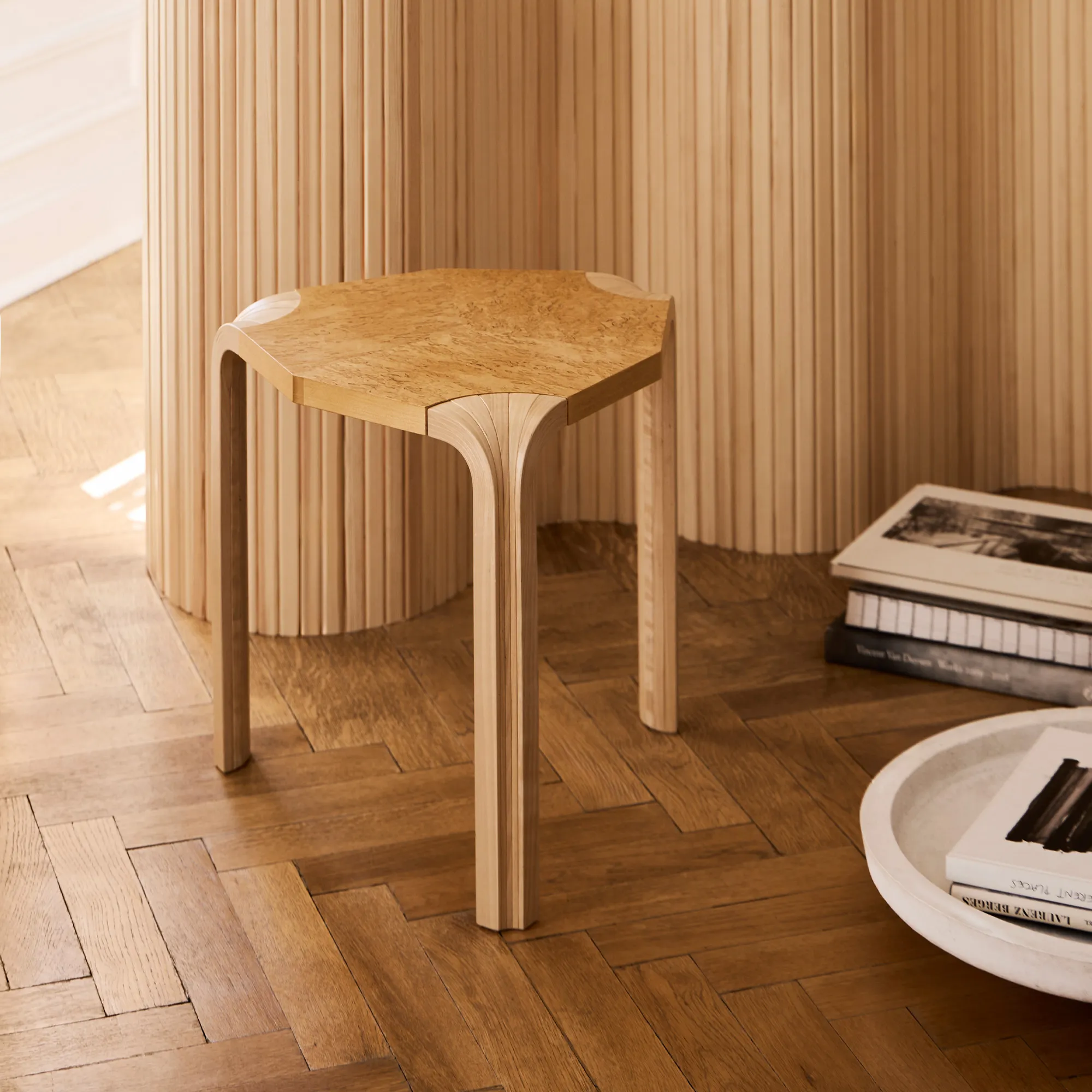 Stool X602 krakk - 2