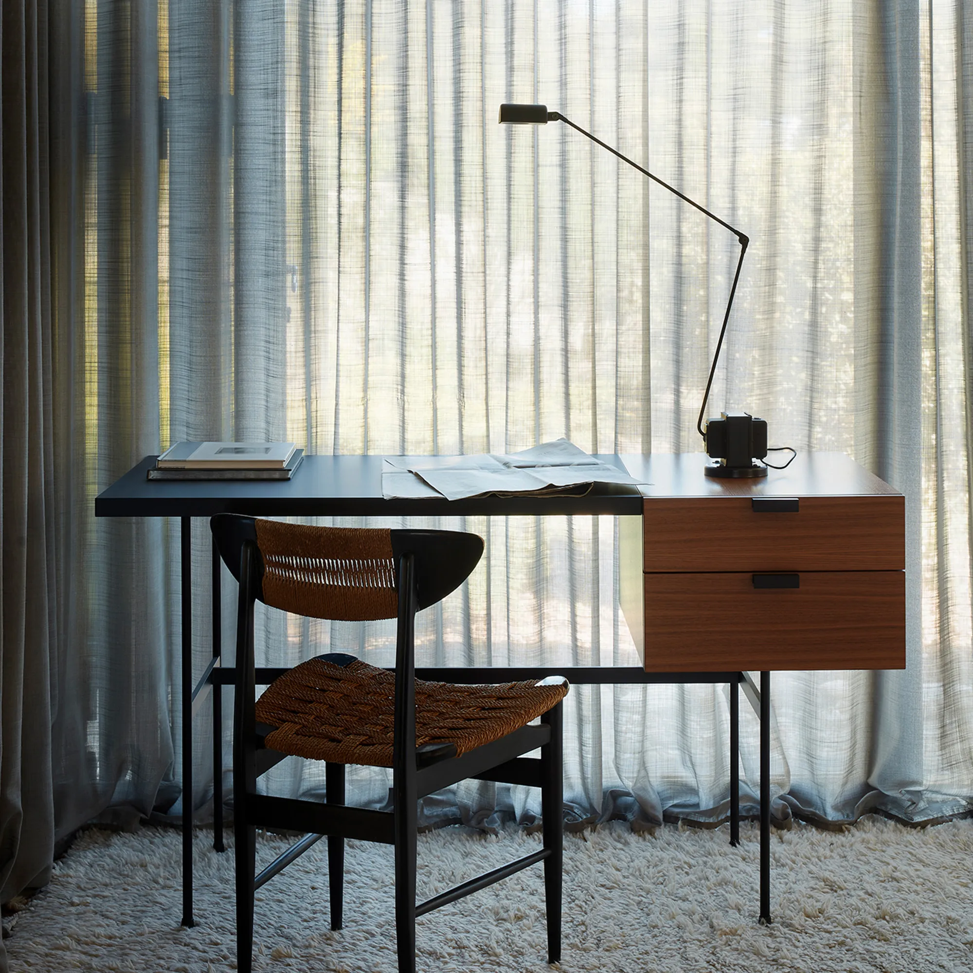 Daphine Classic bordlampe