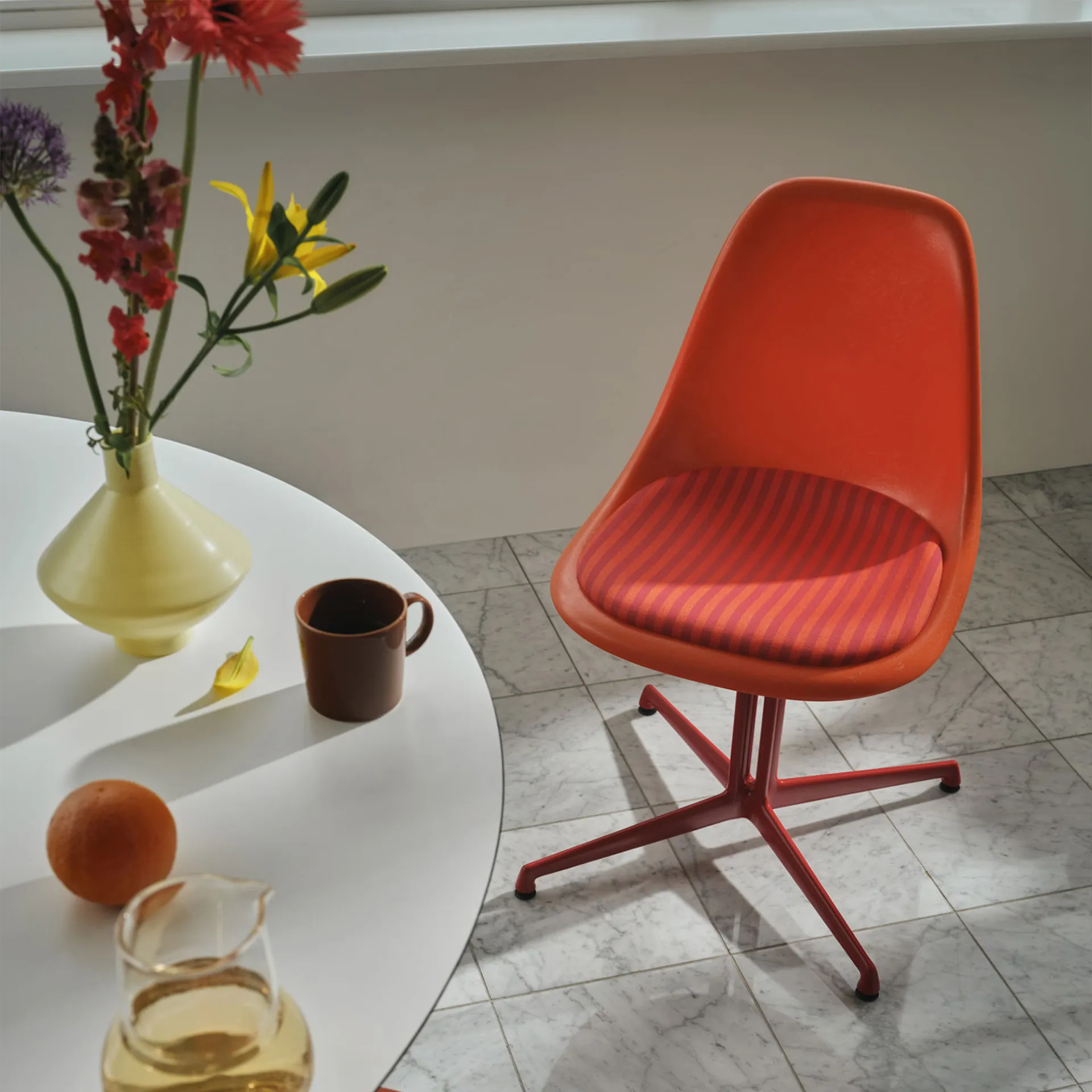 Eames Fiberglass Side Chair La Fonda - Vitra - Charles & Ray Eames - NO GA