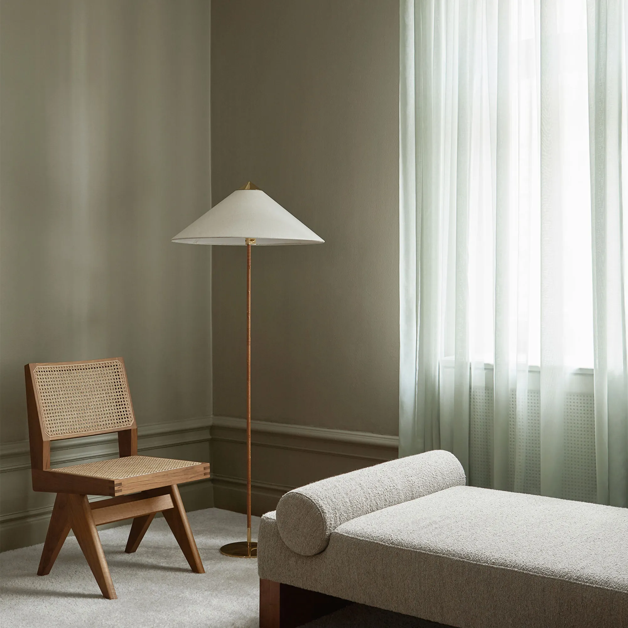 V Daybed - 13