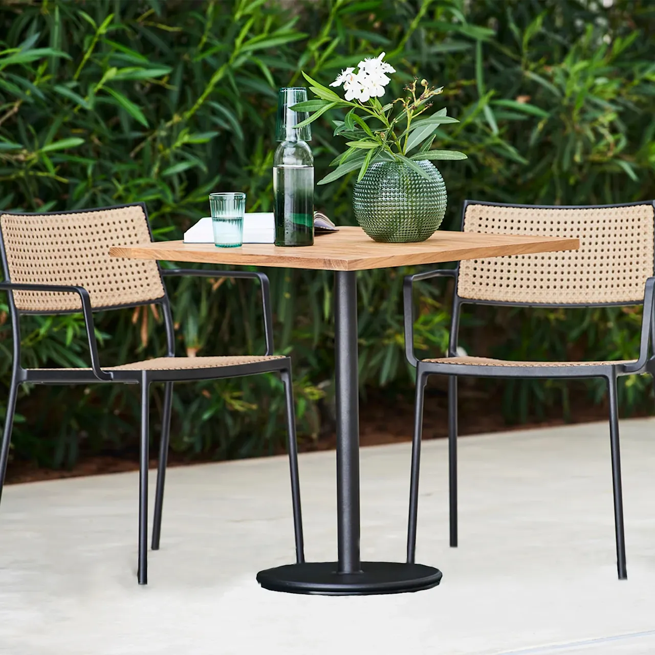 Go Café Bord 72x72 Teak