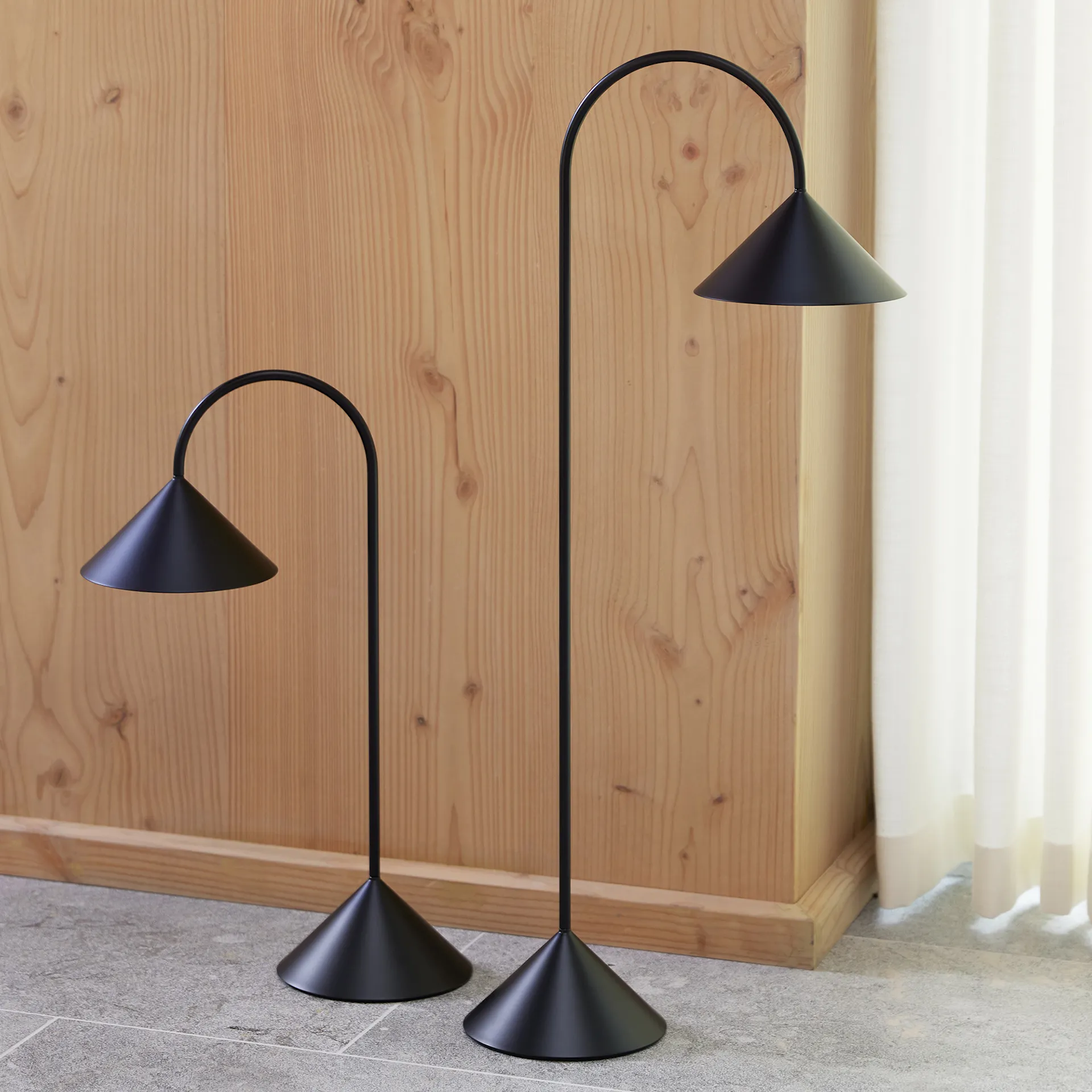 Grasp Bærbar Lampe 72 cm - Frandsen - NO GA