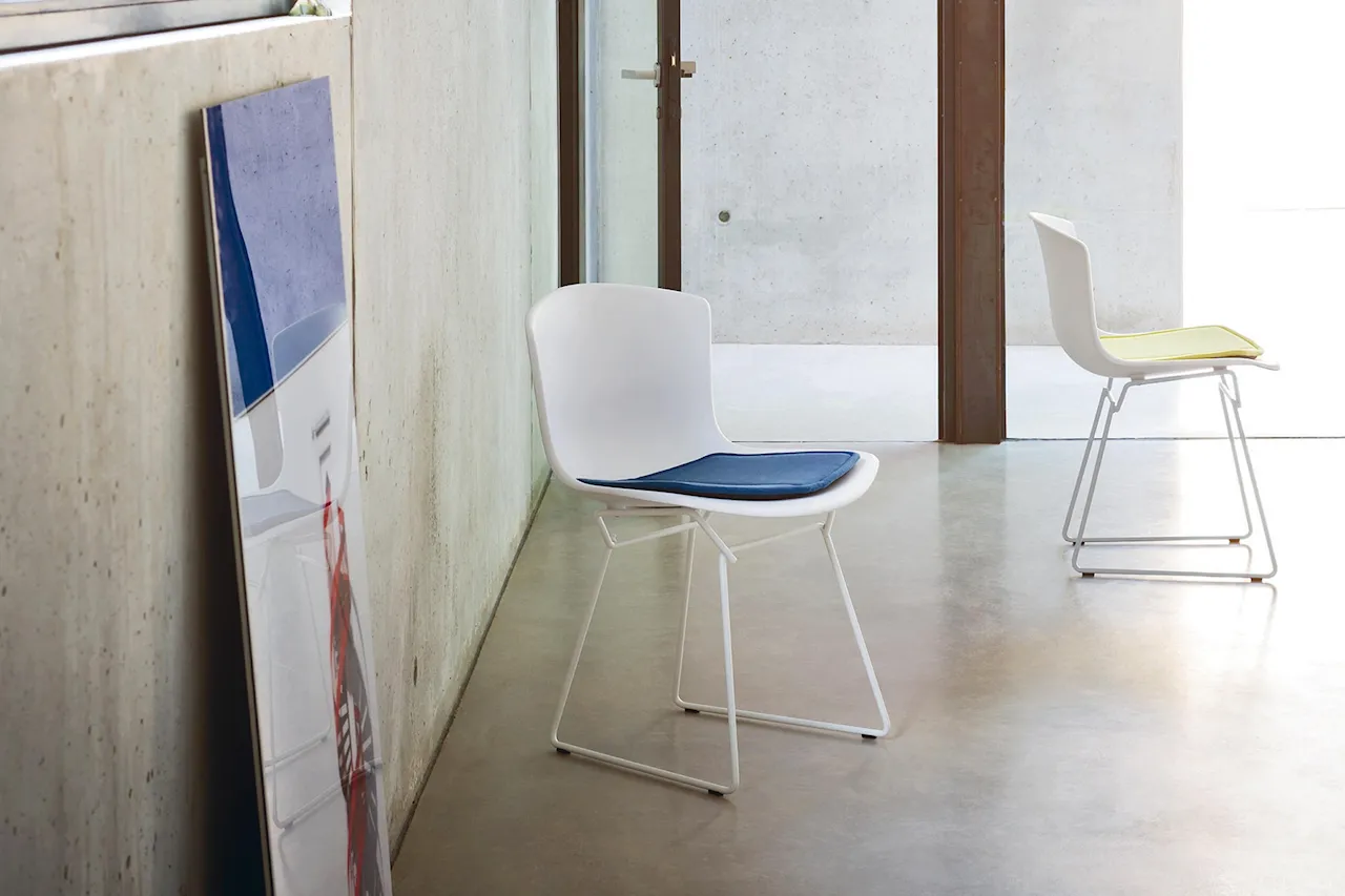 Bertoia Plastic Side Chair