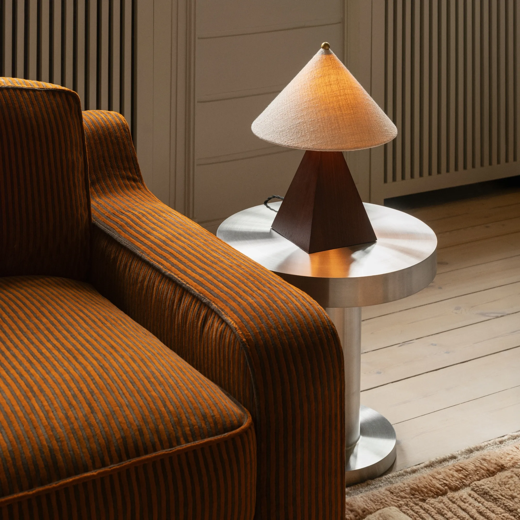 Pyramid bordlampe liten - 2