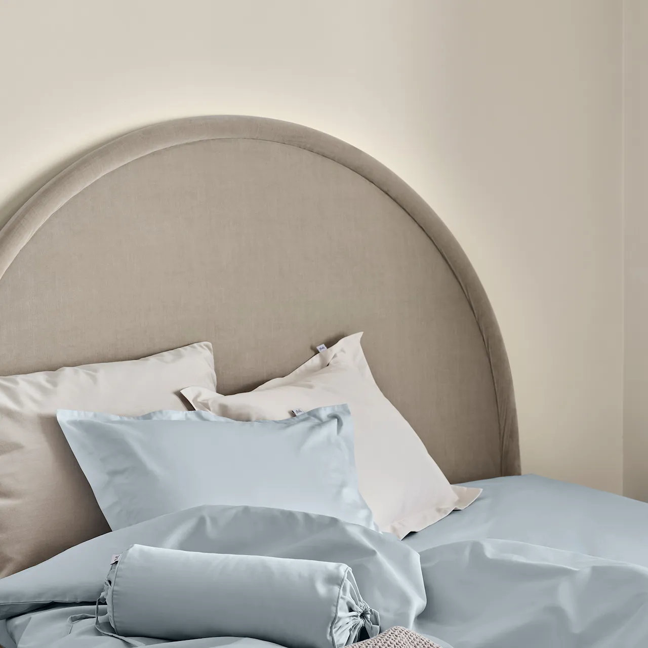 Luna Sengegavl Velvet Beige