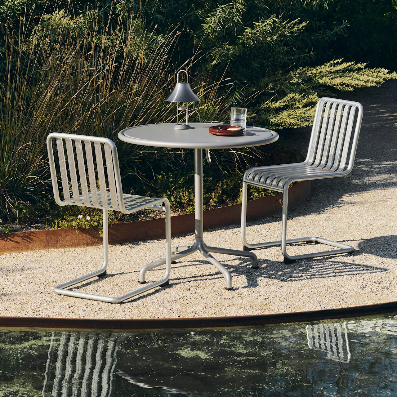 Deville Table Anthracite Ø80 x H74