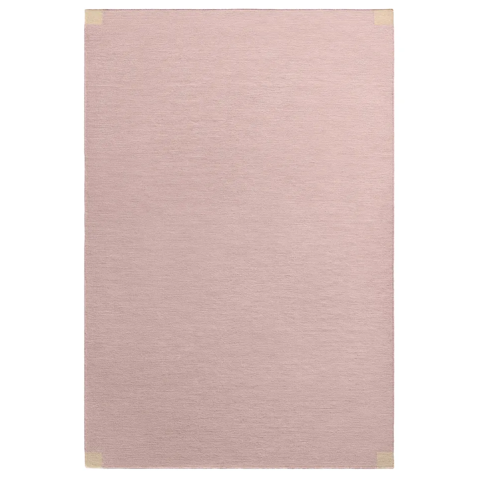 Tradition Solid Pink ullteppe