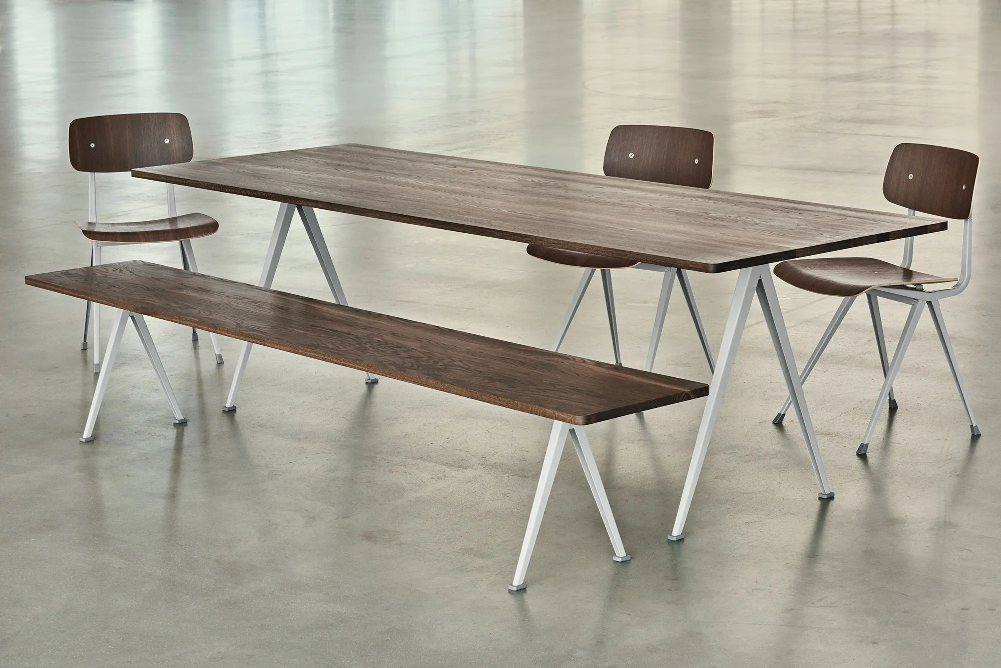 Pyramid 02 table 85x300 cm black powder coated steel - 5