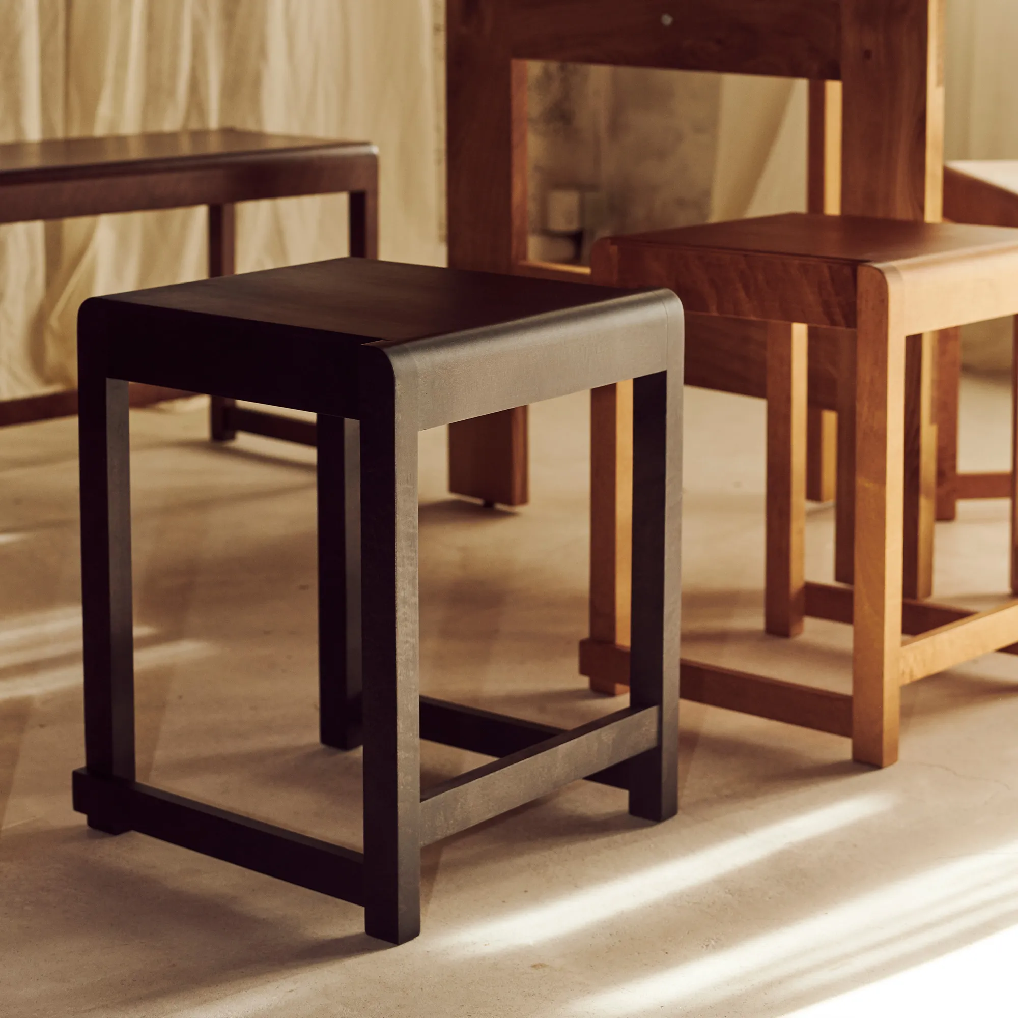 Low Stool 01 krakk - 7