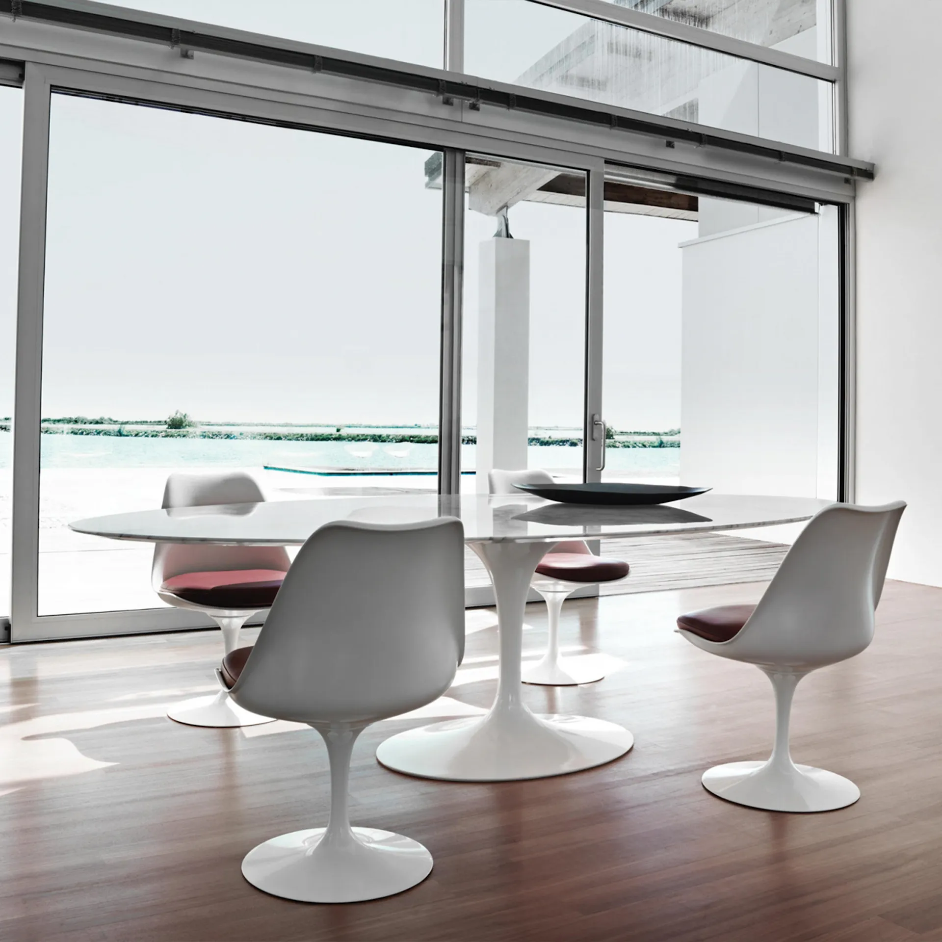 Saarinen Oval Table White - Spisebord - Knoll - Eero Saarinen - NO GA